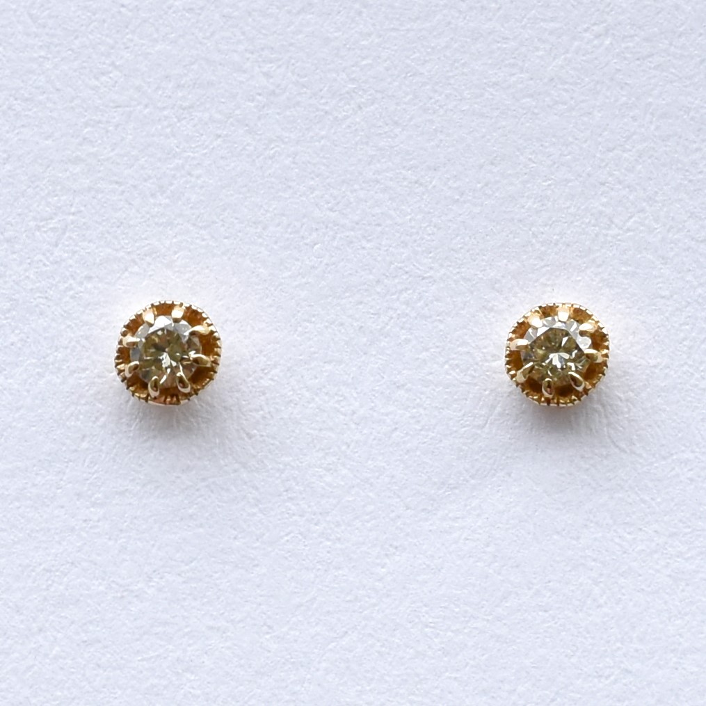 【109E0220-1-TTLB-TY】K10YG　鑽石　耳釘（ダイヤモンド　ピアス）