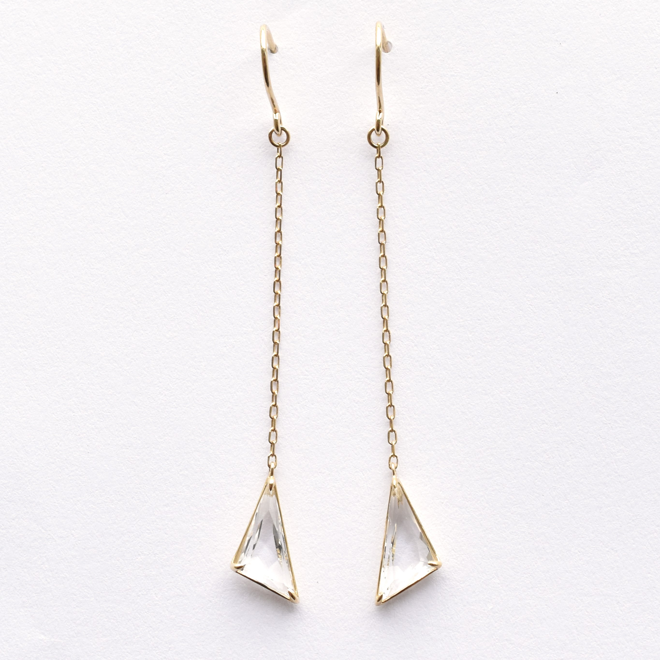 【109E0233-3-TY】K10YG　水晶　耳釘（クォーツ　ピアス）