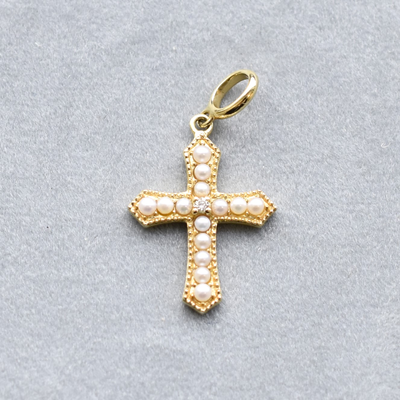 【109P0321】K10YG　淡水珍珠＆鑽石　十字架　吊墜（淡水パール＆ダイヤモンド　十字架　ペンダント）