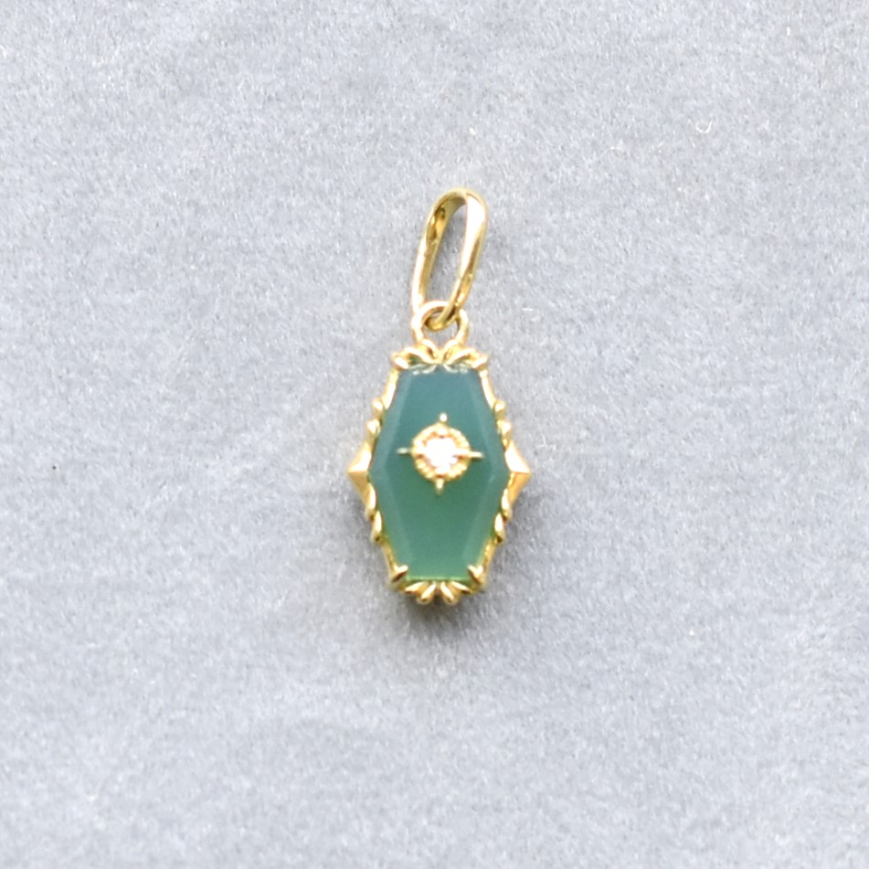 【109P0535-TY】K10YG　綠瑪瑙＆鑽石　吊墜（グリーンアゲート＆ダイヤモンド　ペンダント）