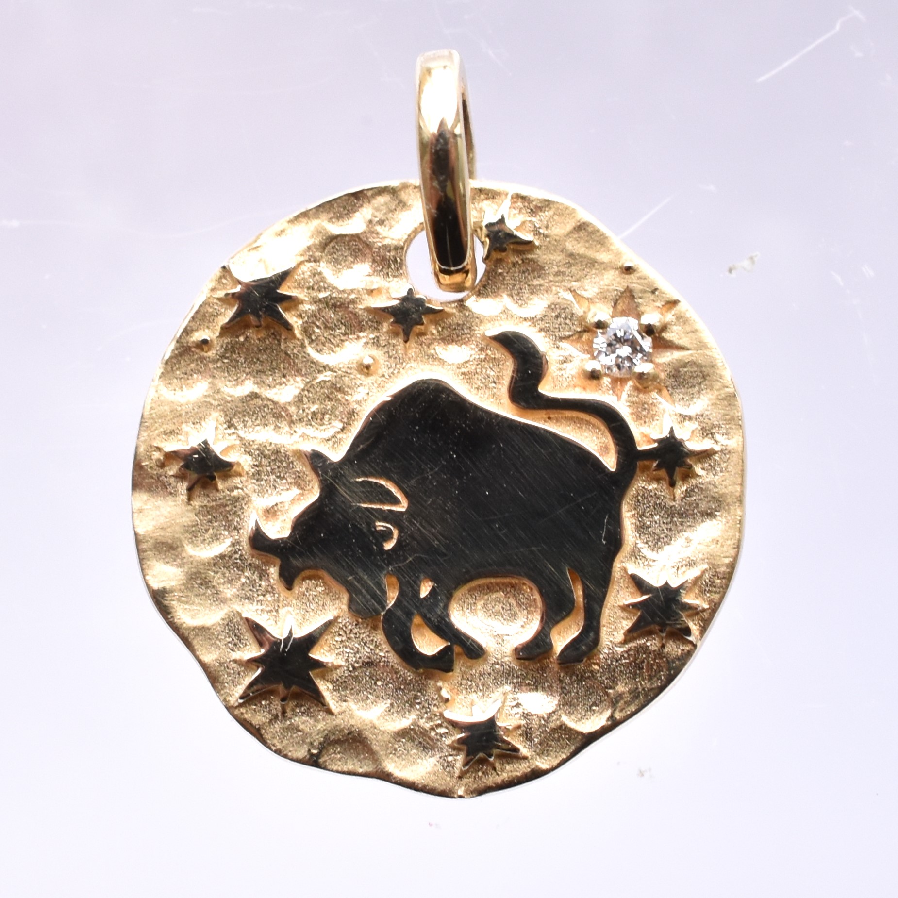 【109P0599】K10YG　鑽石　金牛座(雙面)　吊墜（ダイヤモンド　おうし座(リバーシブル)　ペンダント）