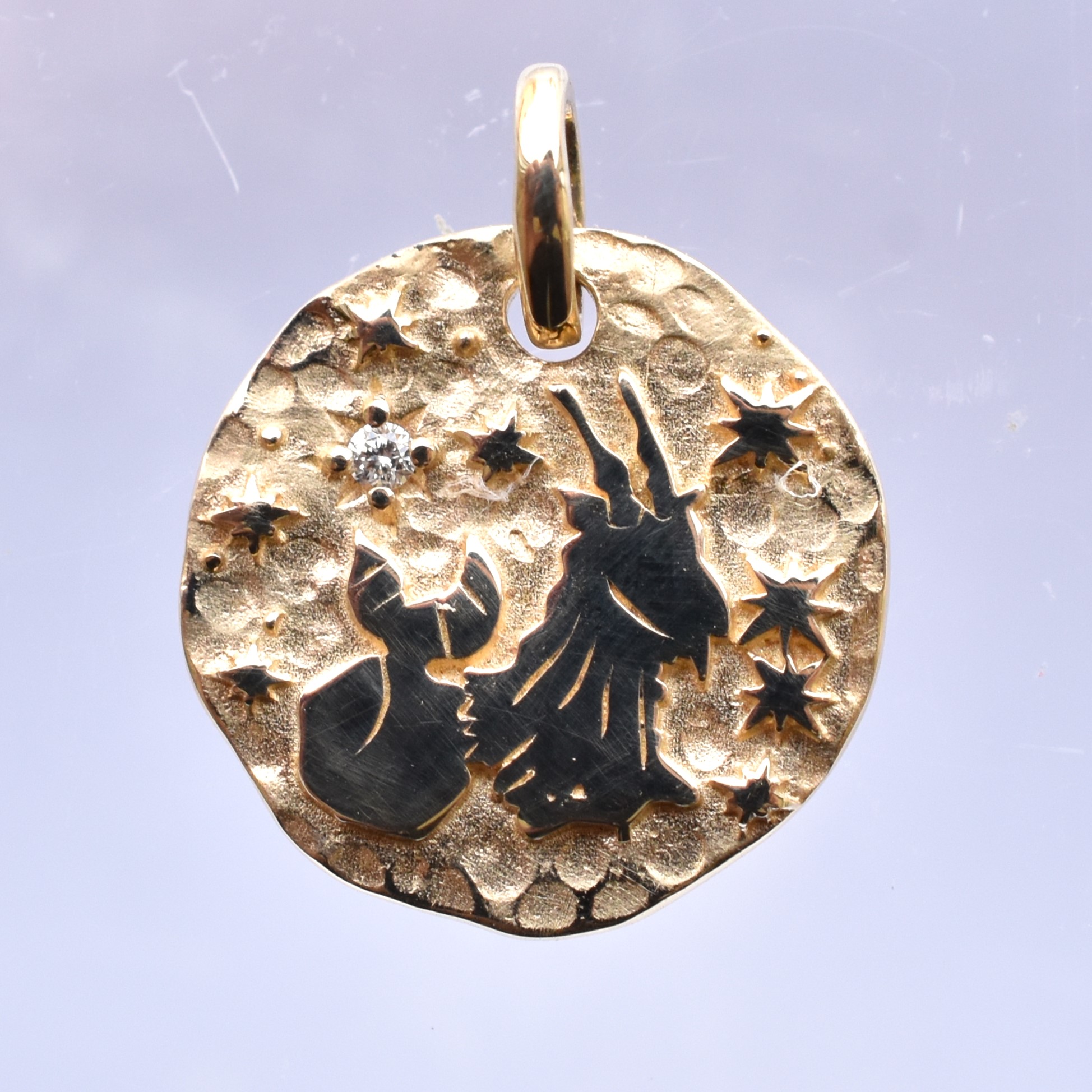 【109P0601】K10YG　鑽石　魔羯座(雙面)　吊墜（ダイヤモンド　やぎ座(リバーシブル)　ペンダント）