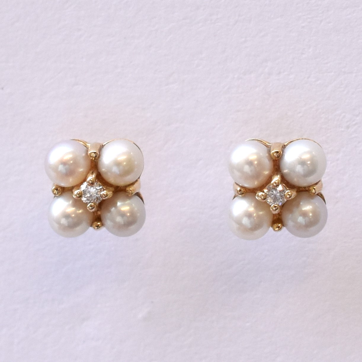 【609E0015-1】K10YG　淡水珍珠＆鑽石　方塊　耳釘（淡水パール＆ダイヤモンド　スクエア　ピアス）