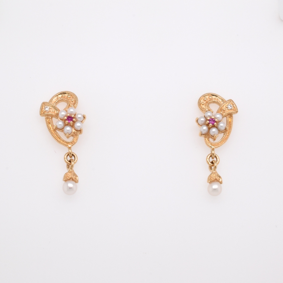 【102E0348-1-RB】K18YG　淡水珍珠＆紅寶石　小花　耳釘（淡水パール＆ルビー　お花　ピアス）