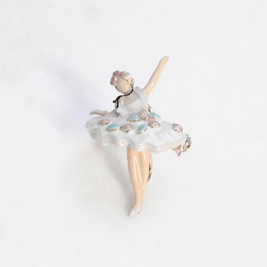 【202C0903-S-1】SV　踊り子と花飾りのエナメル　ブローチペンダント