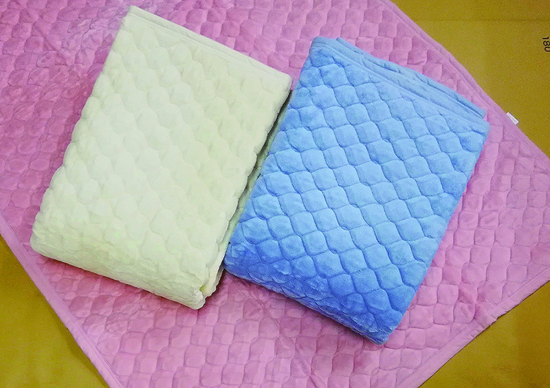 あったかパット　ＷＤ　15010