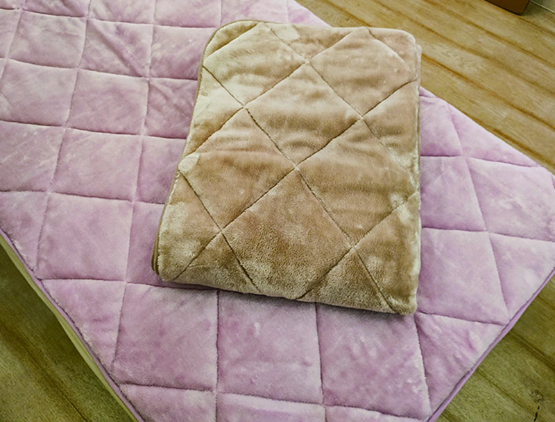 高密度フランネルファー敷パット