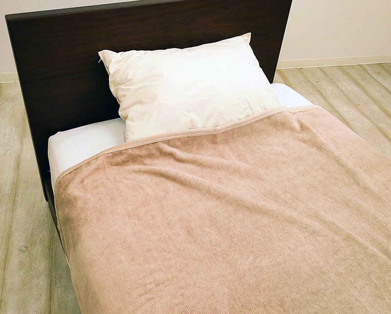 ニッケ　軽量ウールコットンケット　WC20151