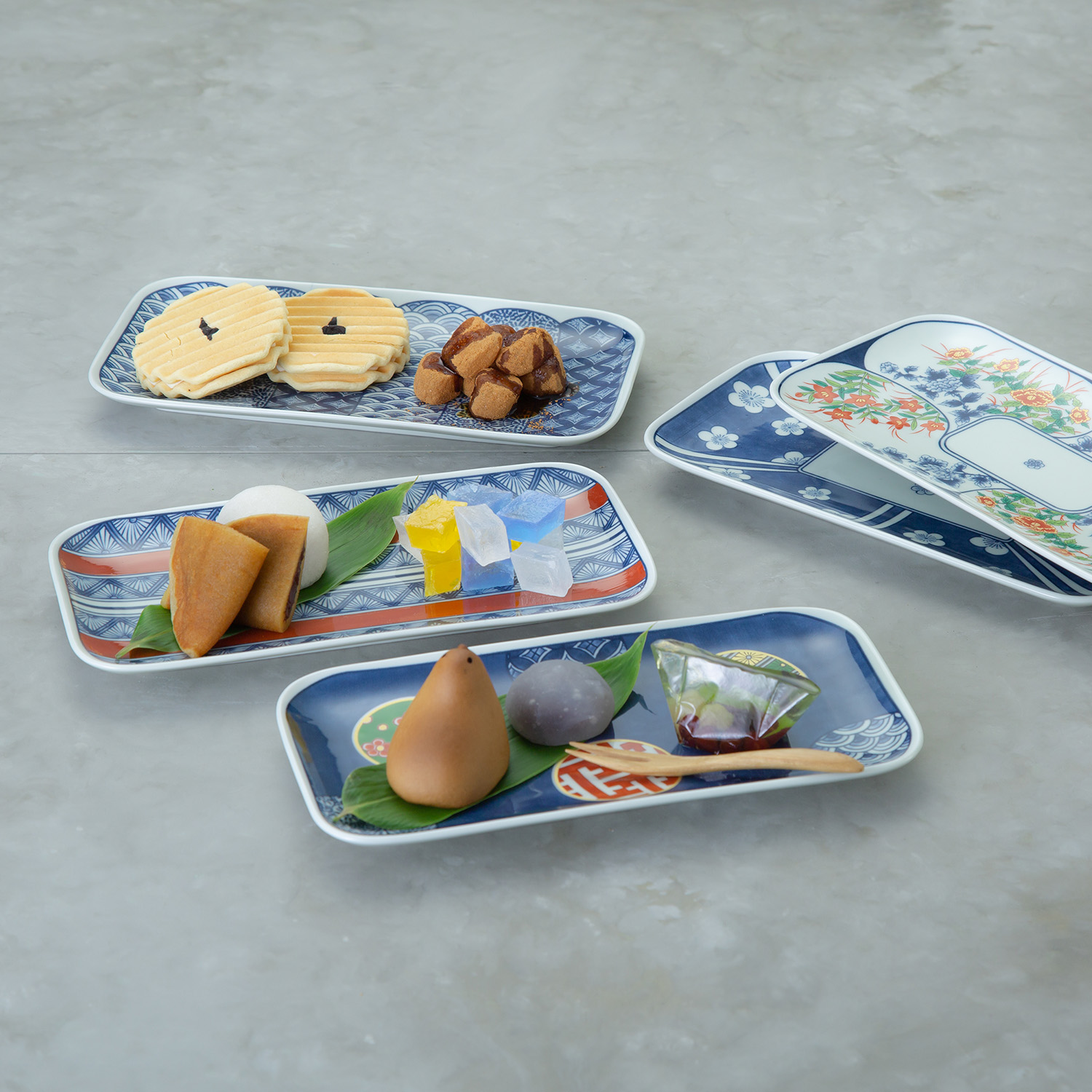 Price Gift｜染錦文様 長角皿揃｜西海陶器 | SAIKAI B-SHOP