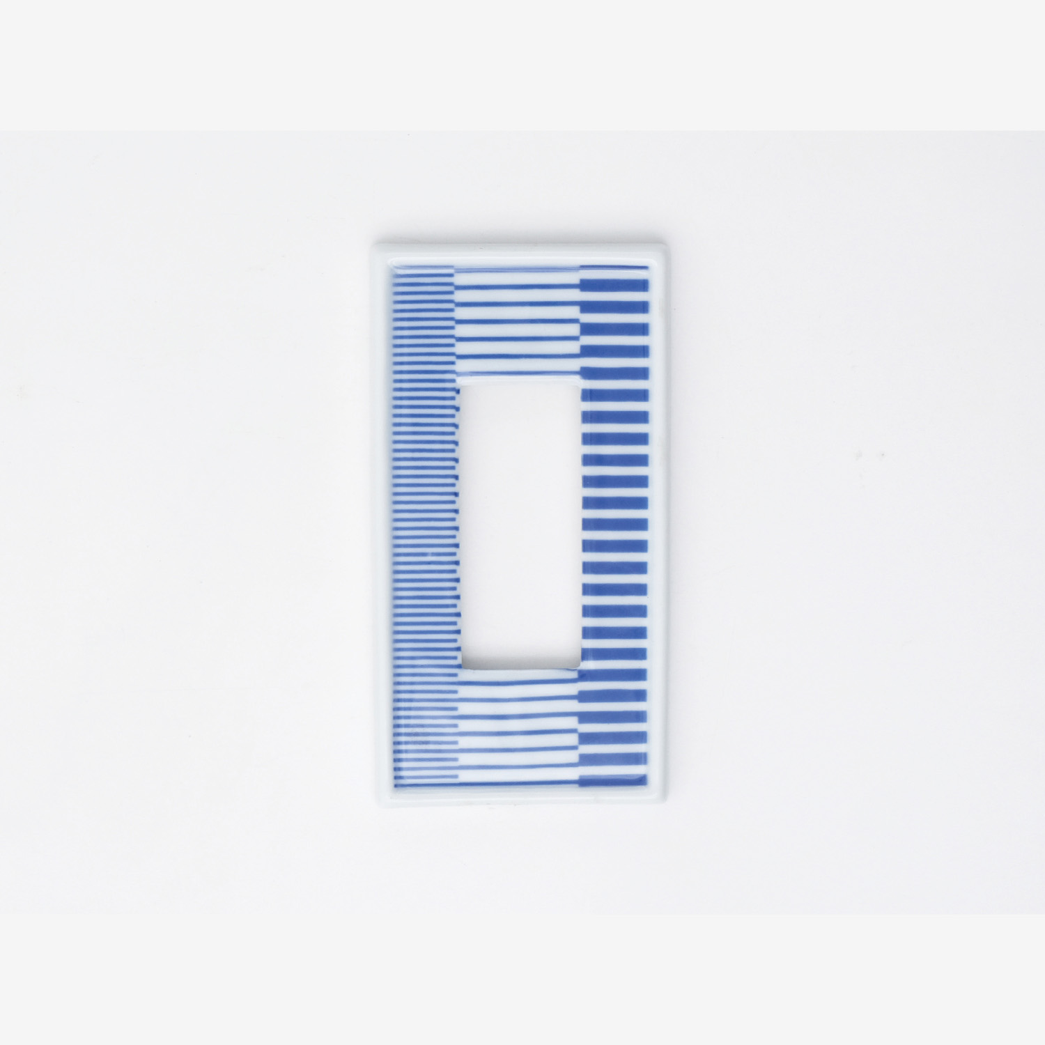 ストライプ ぱちっと（3穴）