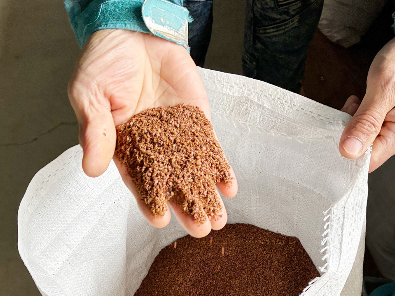 山田製油ごま油かす