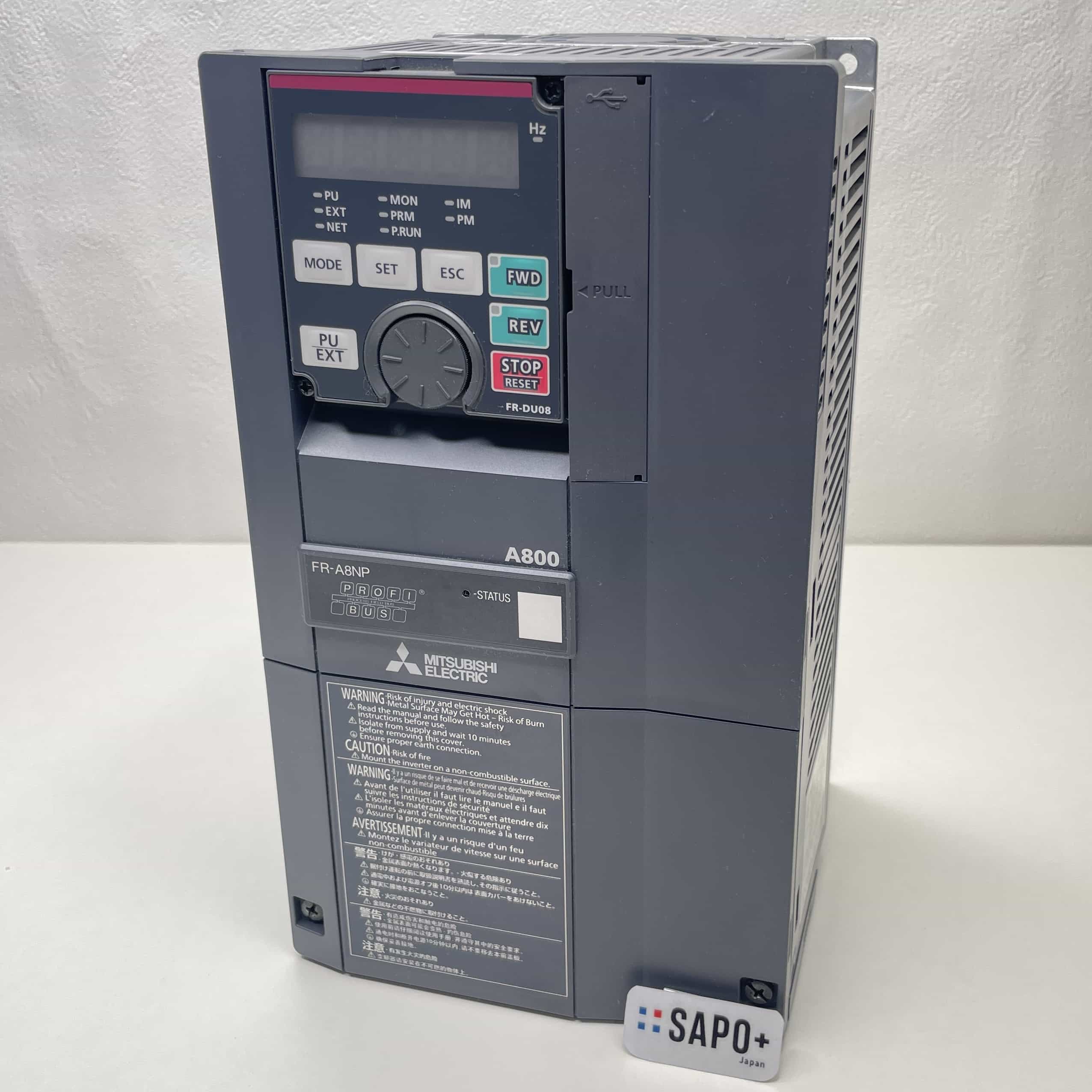 FR-A820-1.5K-1 FR-A8NP付 2016年製 端子カバー変形 インバータ 三菱電機