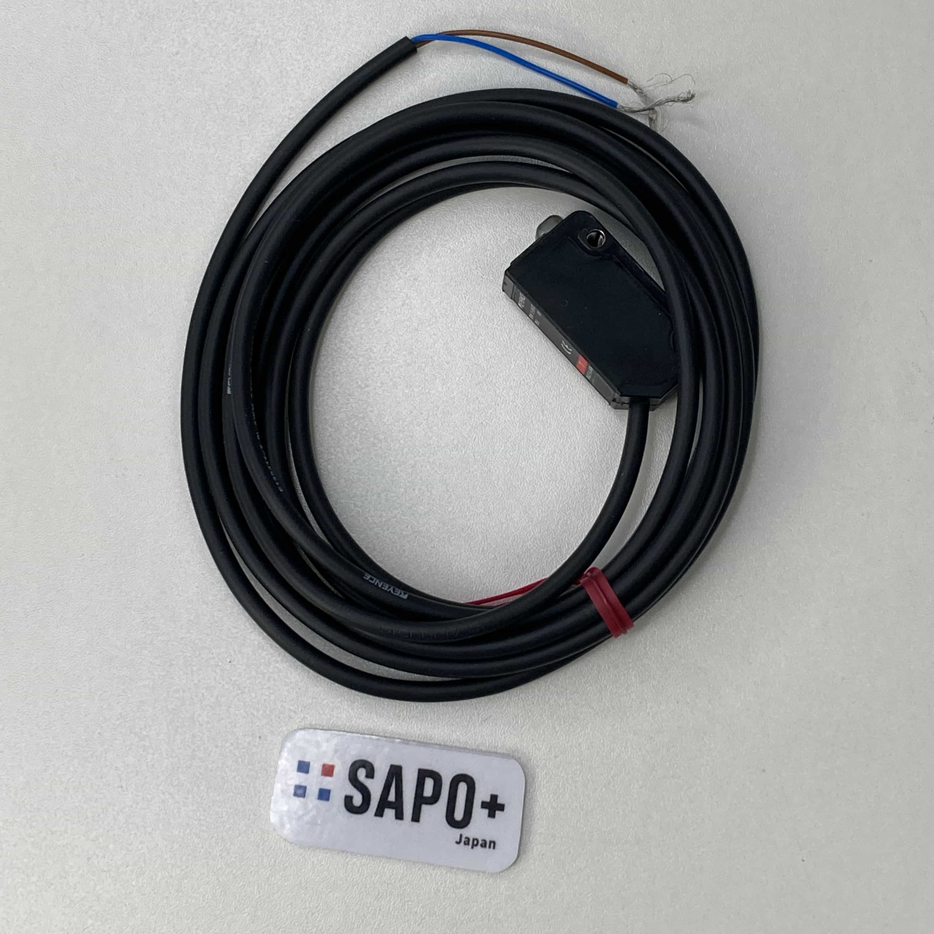 PZ-M51 アンプ内蔵形光電センサ（透過型） キーエンス