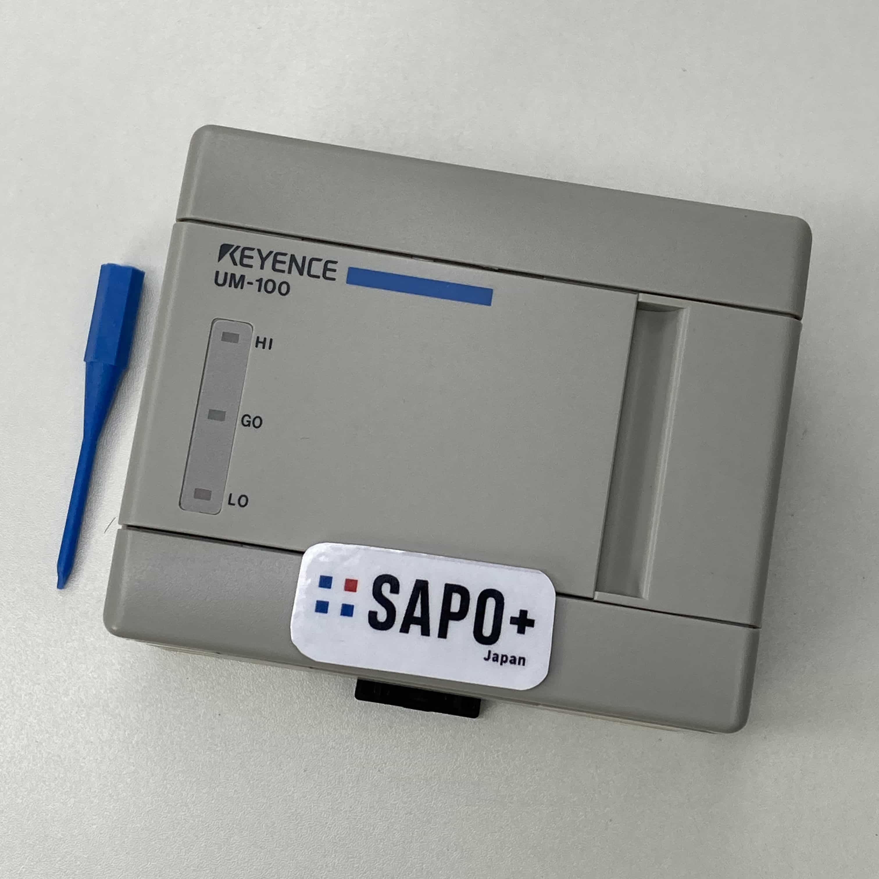 UM-100  箱無未使用/取説無 デジタル回転計（表示器） キーエンス
