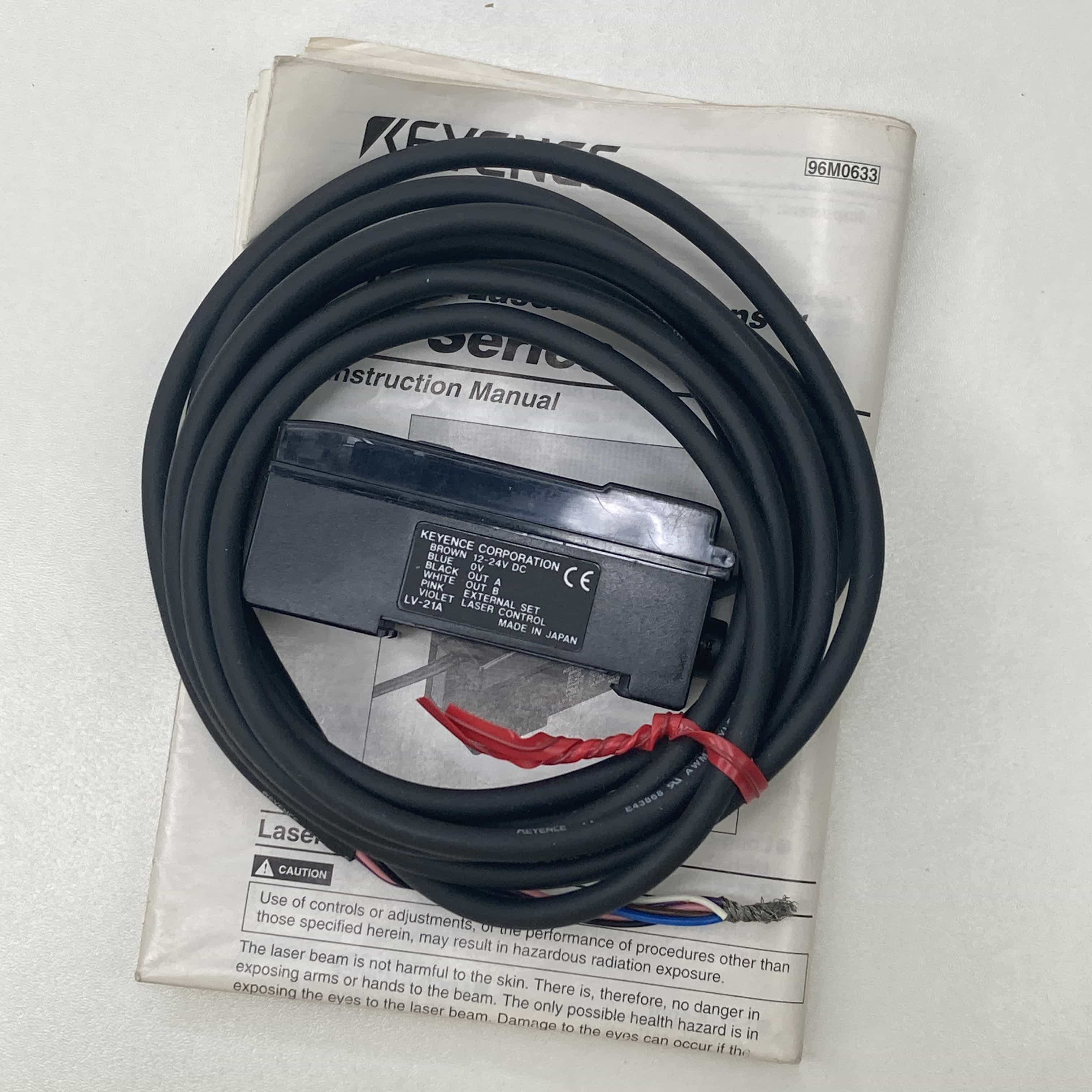 LV-21A 2001年製 デジタルレーザセンサ アンプユニット キーエンス