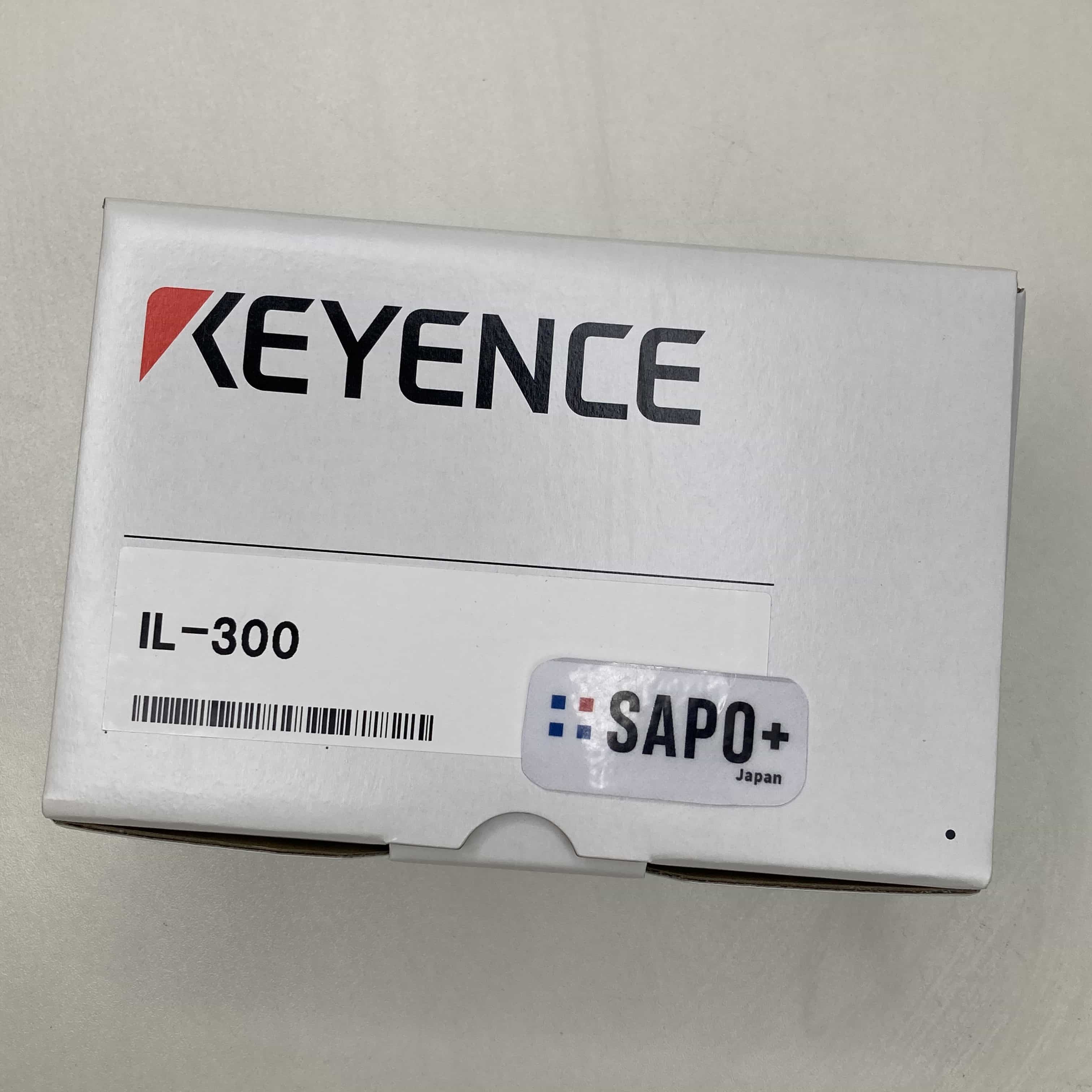 IL-300 2024年製 CMOSレーザ判別センサ センサヘッド（300mmタイプ） キーエンス