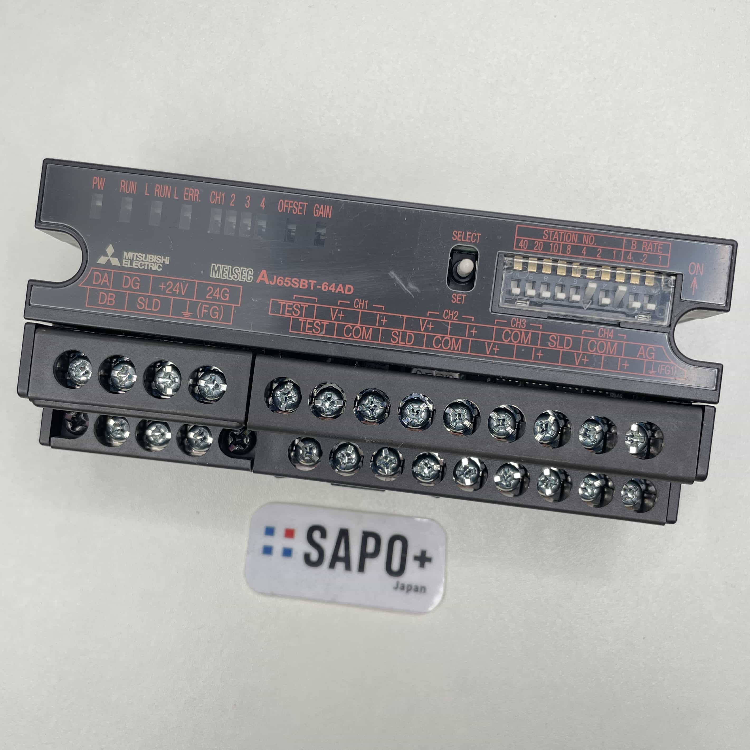 AJ65SBT-64AD 2017年製 CC-Linkアナログ入力ユニット 三菱電機