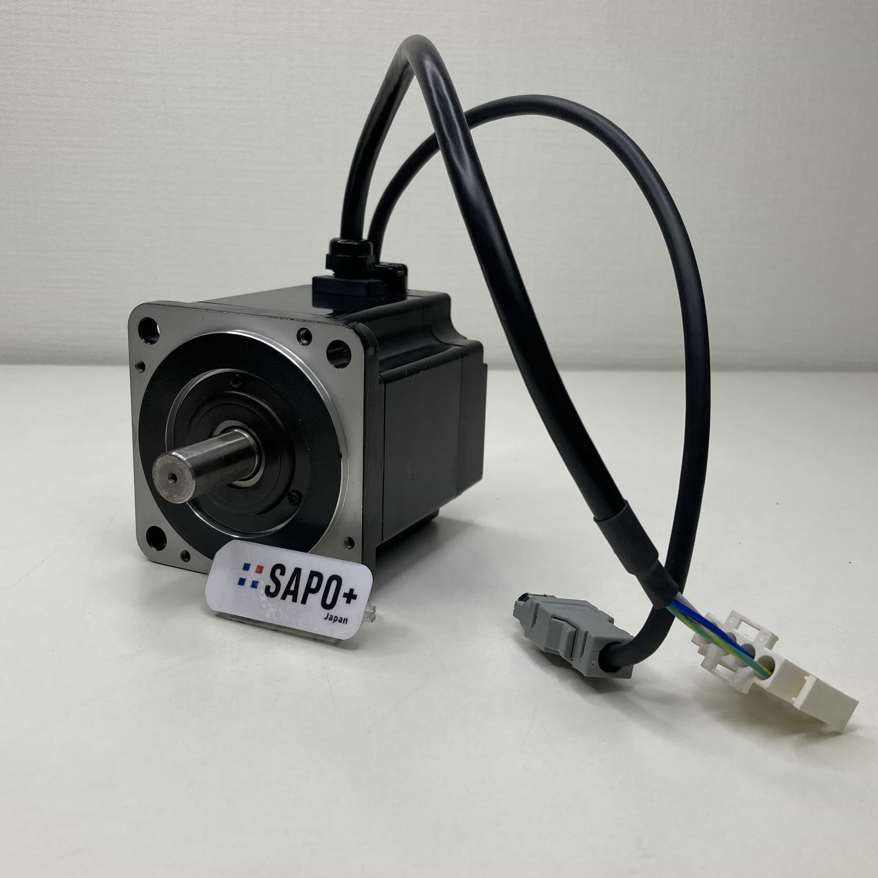 SGMPH-04AAA21 2001年製 ACサーボモータ（安川電機：Σ-IIシリーズ・フラット形） 安川電機