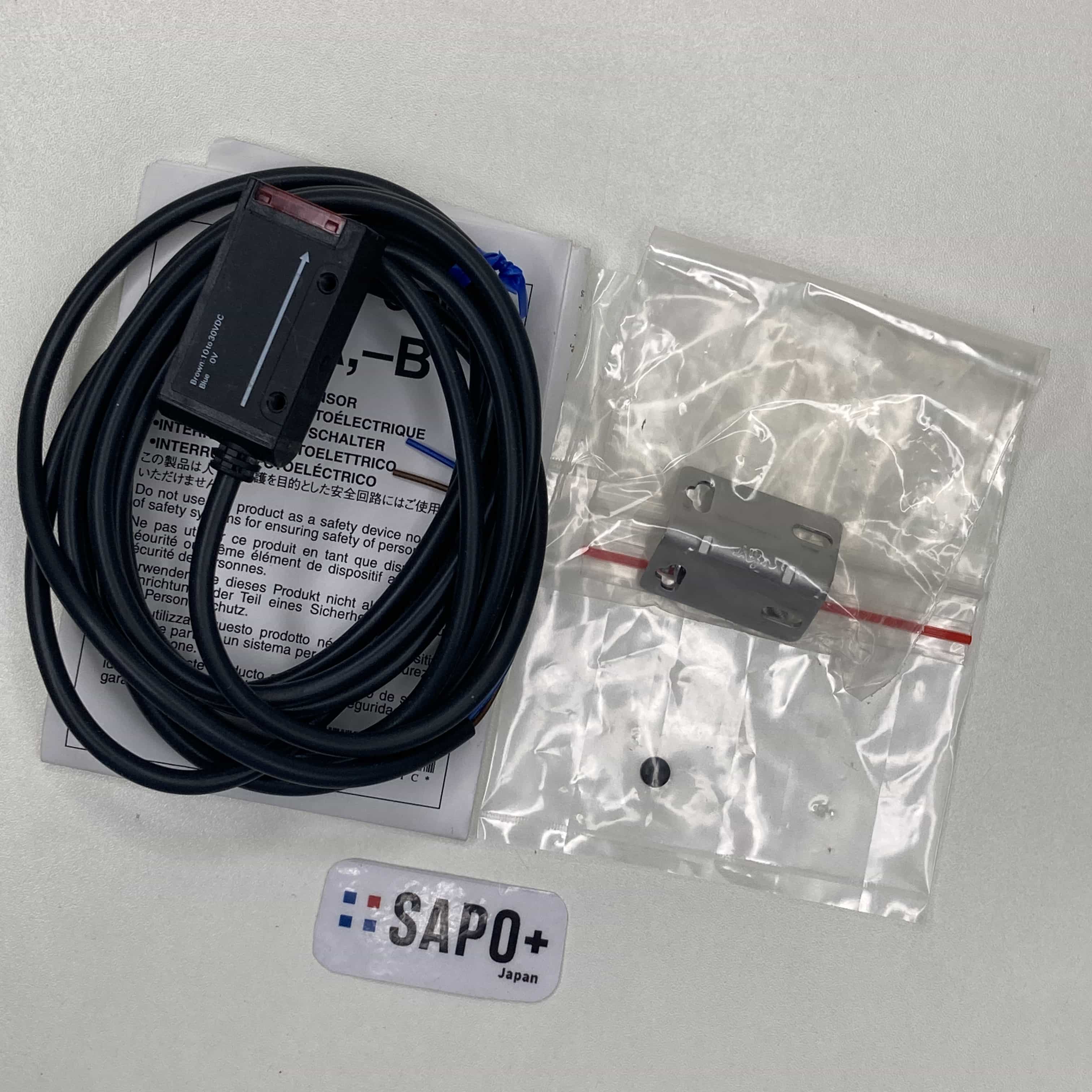 E3S-AT11-L アンプ内蔵形光電センサ（オムロン：透過型・投光器単体） オムロン