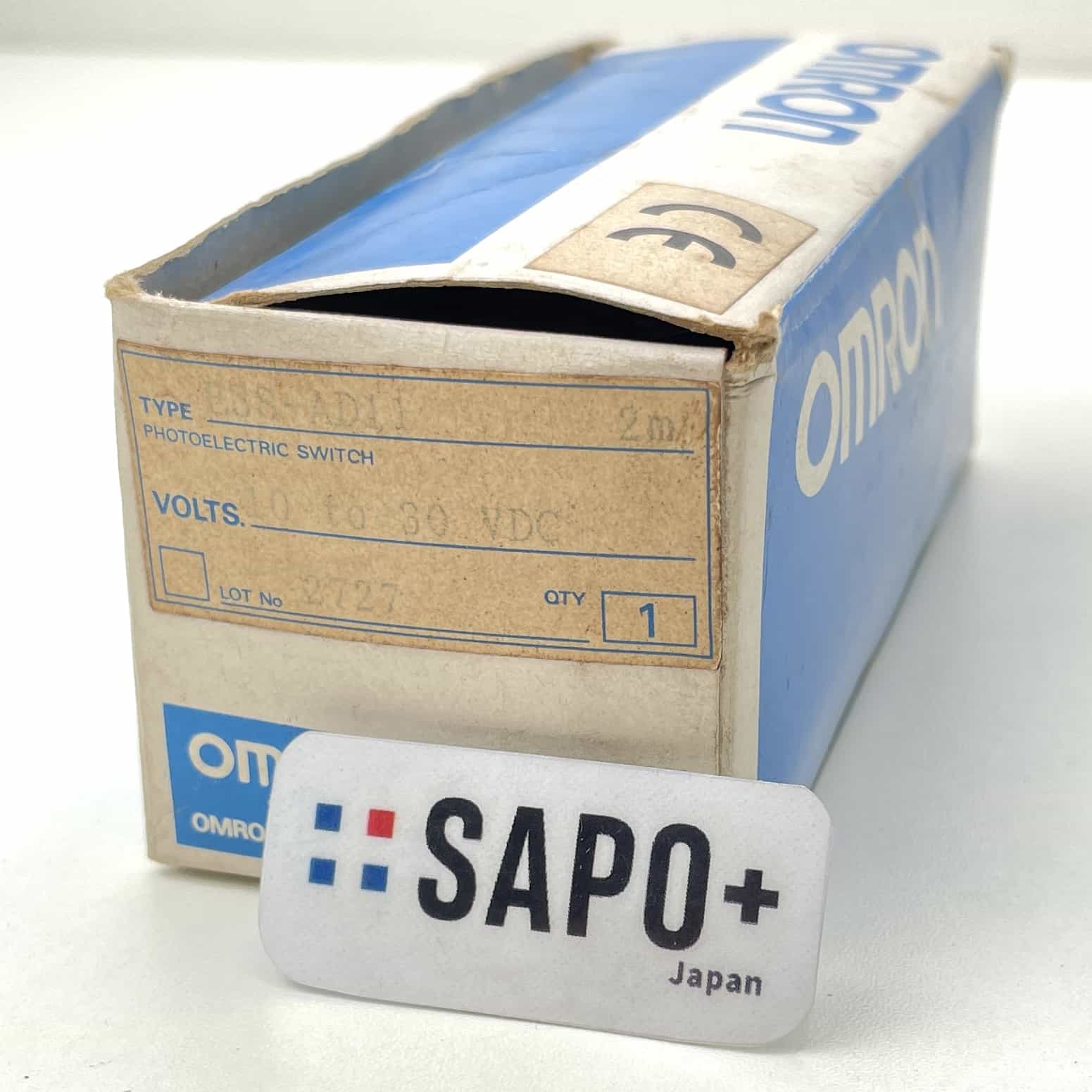E3S-AD11 アンプ内蔵形光電センサ（拡散反射型） オムロン