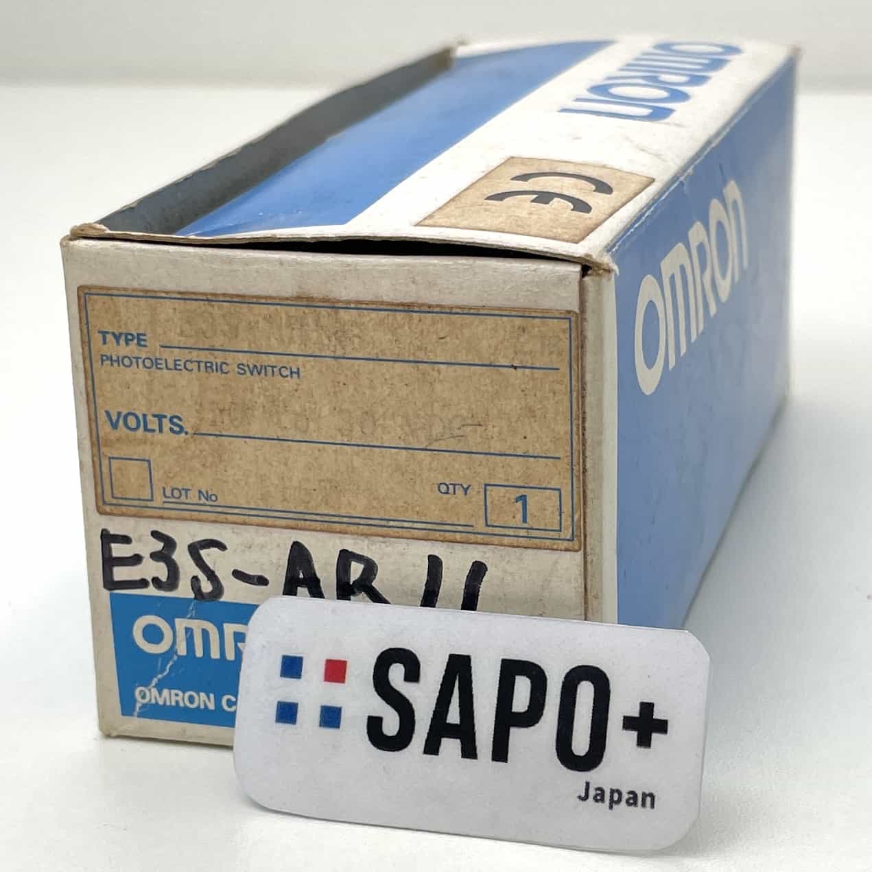 E3S-AR11 箱ランダム アンプ内蔵形光電センサ（回帰反射型） オムロン