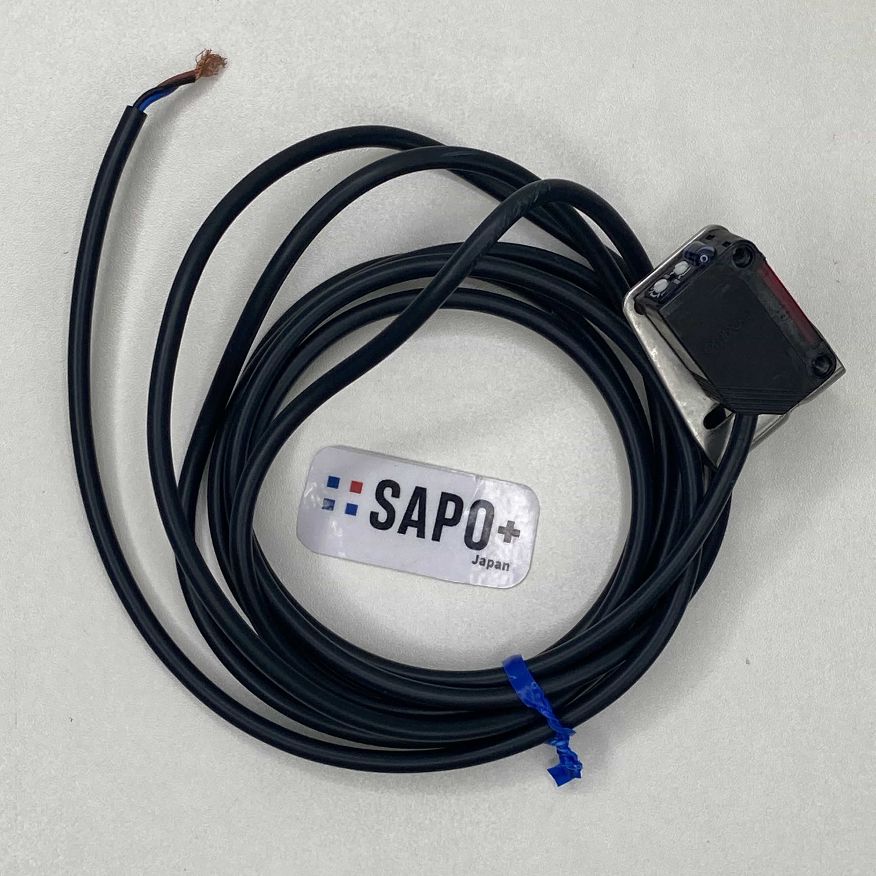 E3Z-R61 アンプ内蔵形光電センサ（オムロン：E3Zシリーズ 回帰反射形） オムロン