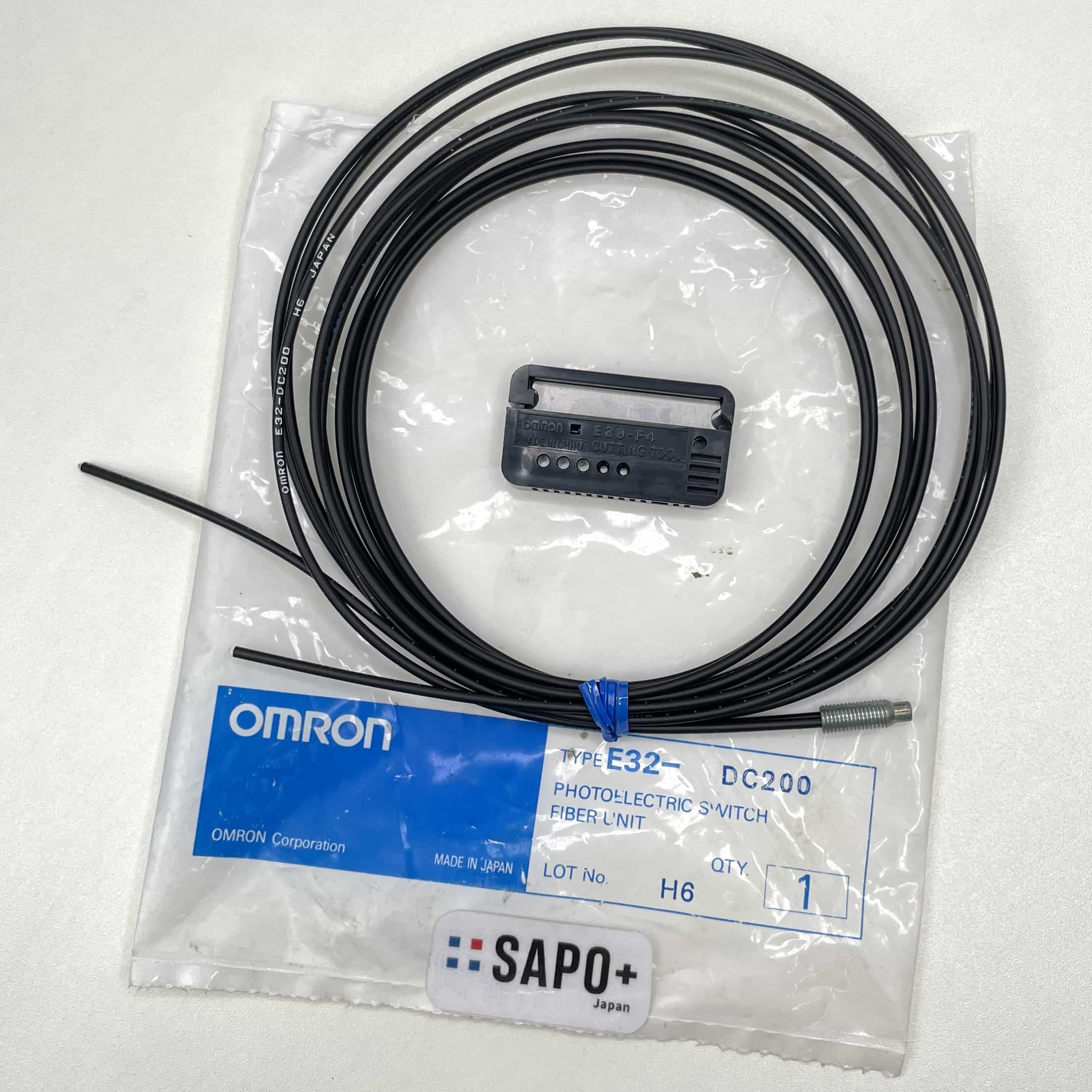 E32-DC200  内袋開封済/ナット欠損有 ファイバユニット（反射型） オムロン