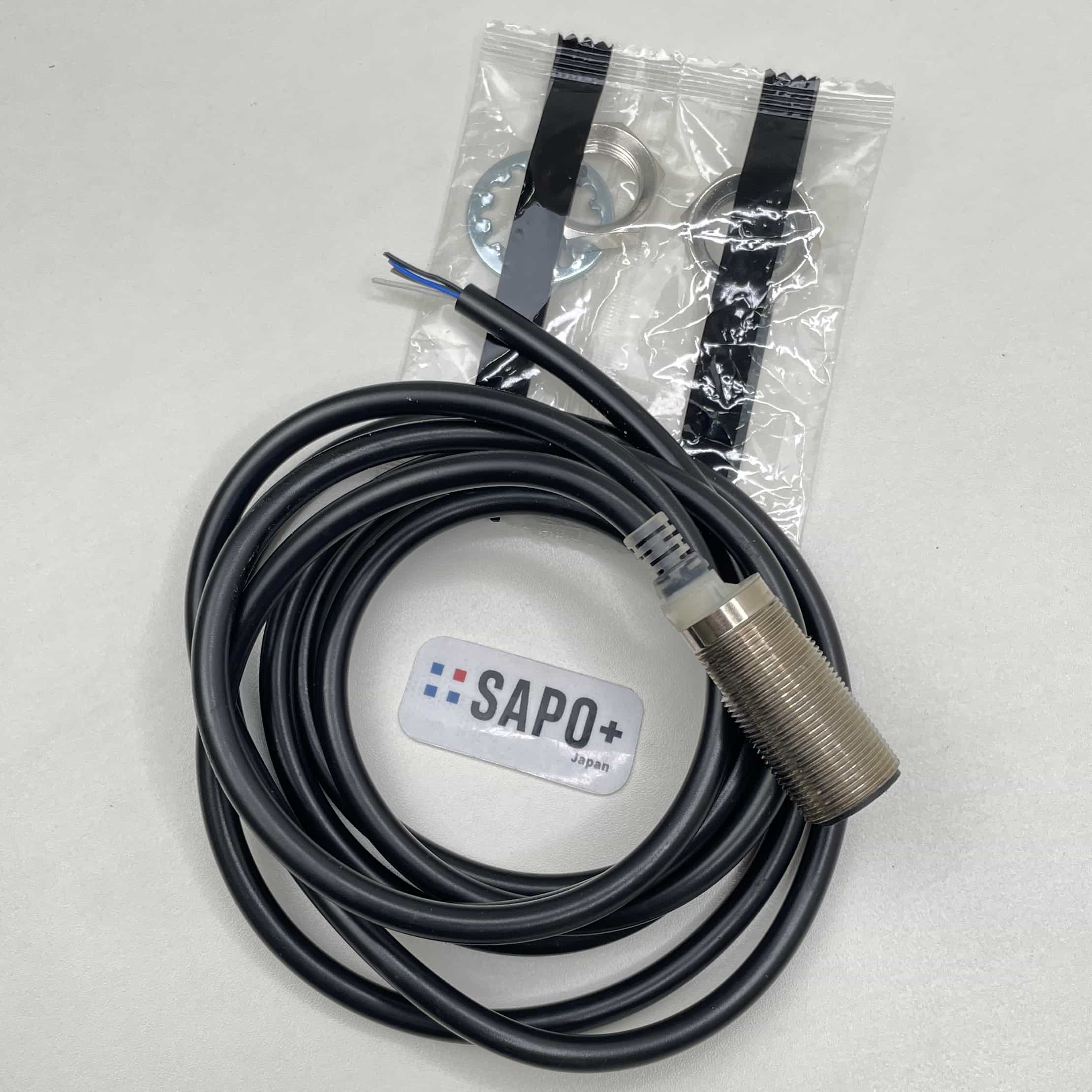 E2E-X12C318 長距離近接センサ（直流3線式） オムロン