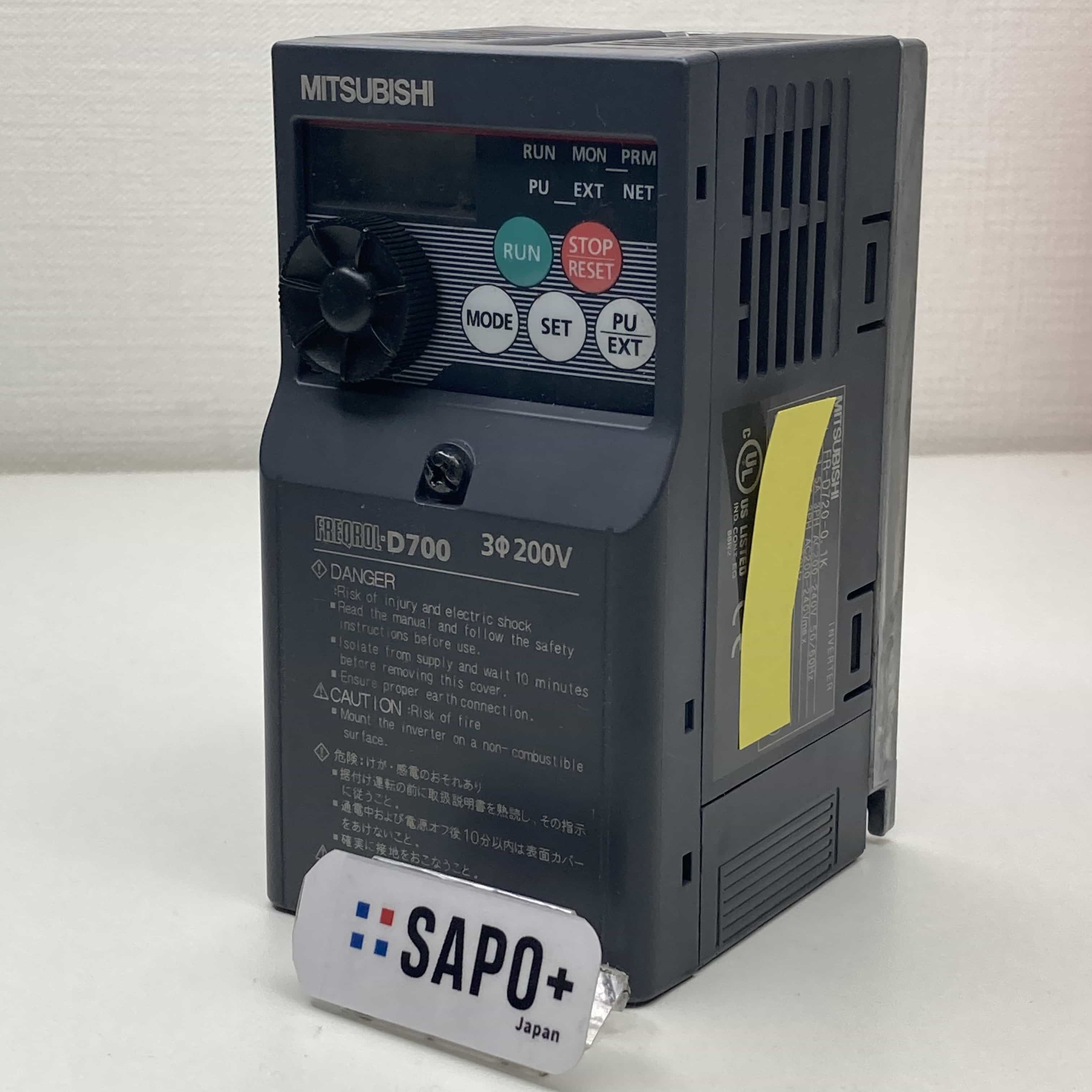 FR-D720-0.1K  本体とｶﾊﾞｰ型式違い インバータ 三菱電機