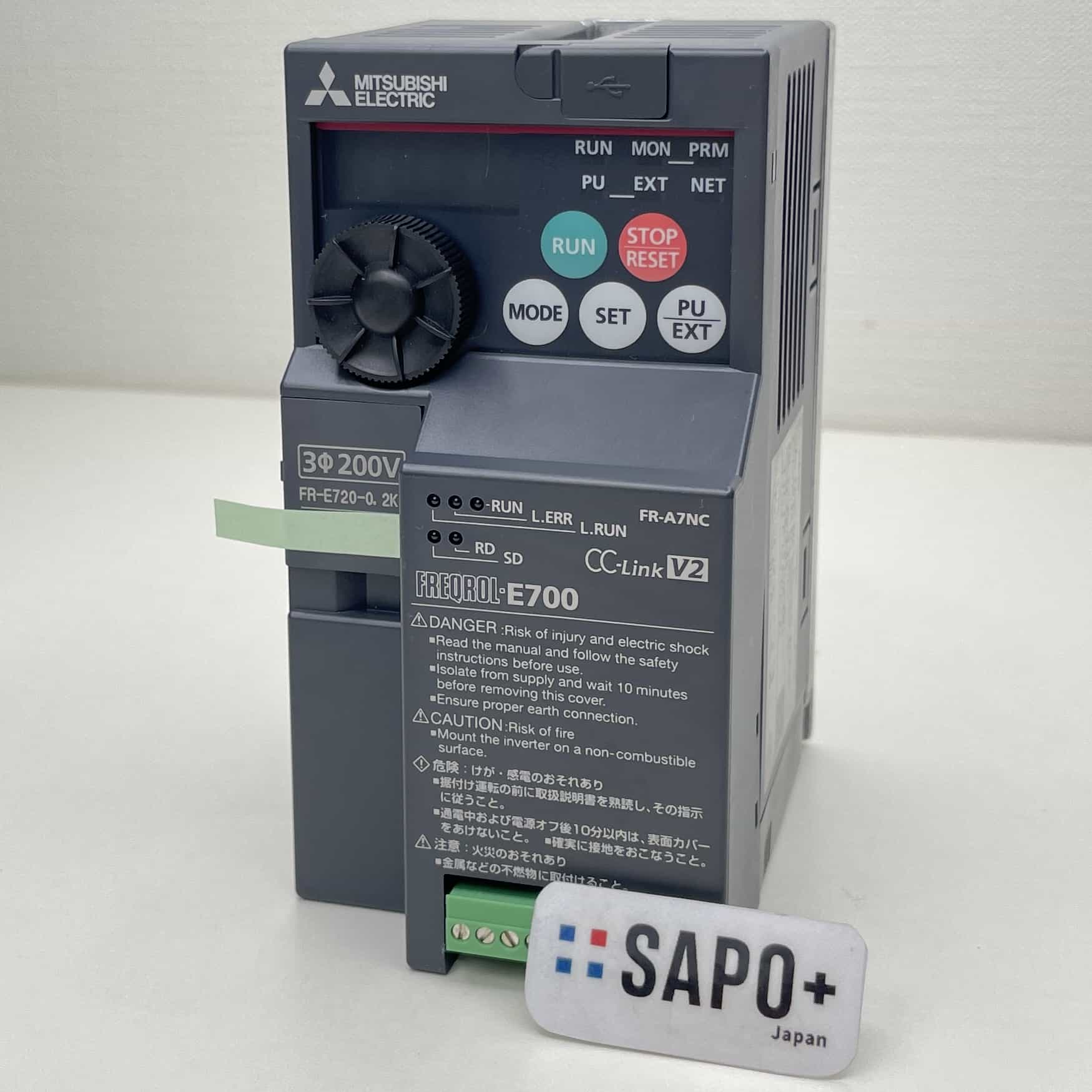 FR-E720-0.2K (FR-A7NC付属) 2019年製 インバータ（三相200Vクラス・0.2kW・CC-Link通信オプション付） 三菱電機