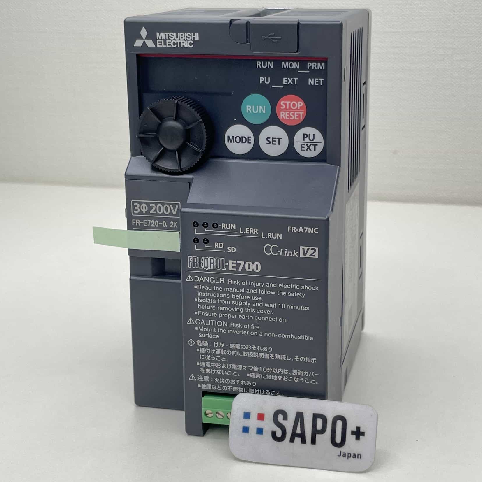 FR-E720-0.2K (FR-A7NC付属) 2020年製 インバータ（三相200Vクラス・0.2kW・CC-Link通信オプション付） 三菱電機