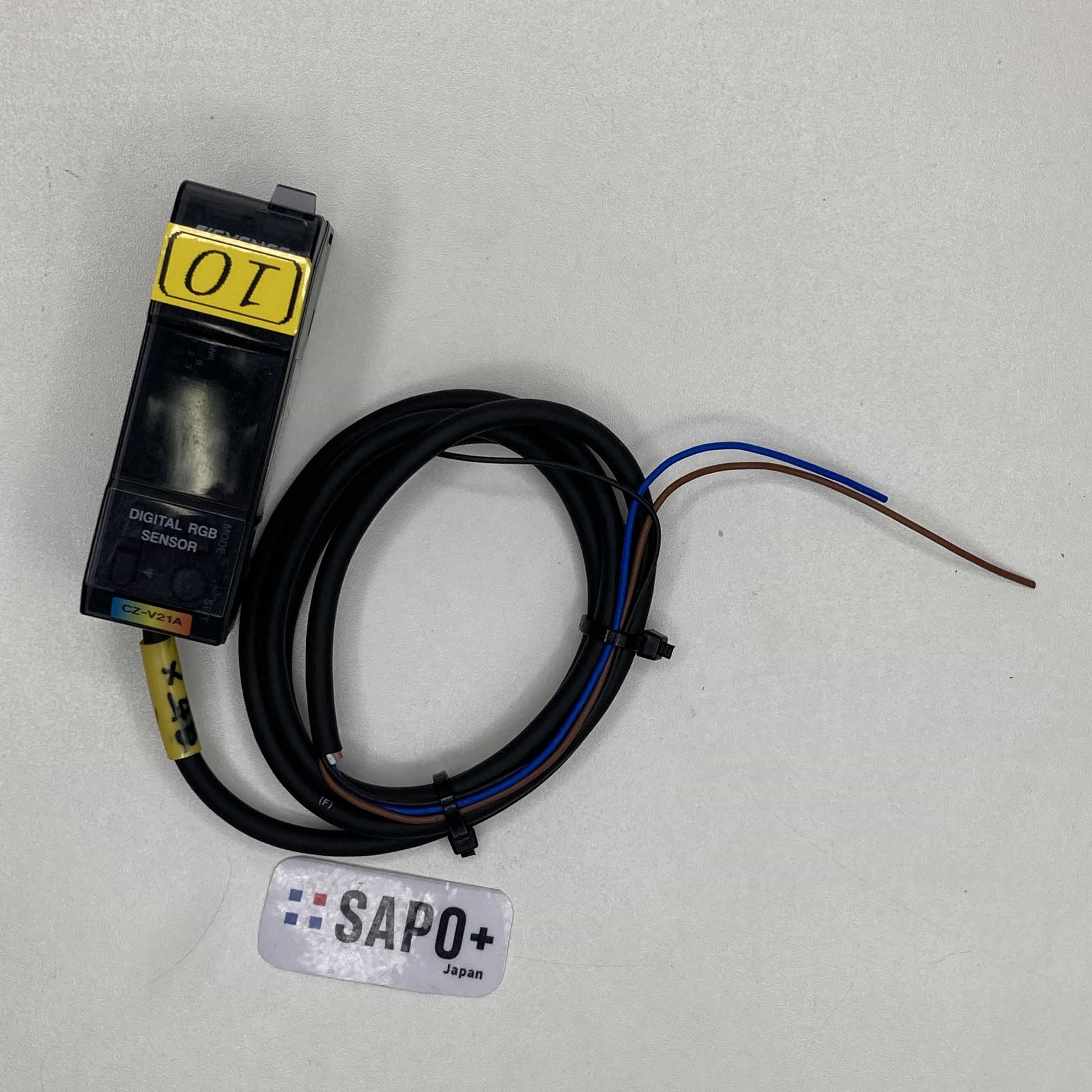 CZ-V21A  カバー無し デジタルRGBカラーセンサ アンプユニット キーエンス