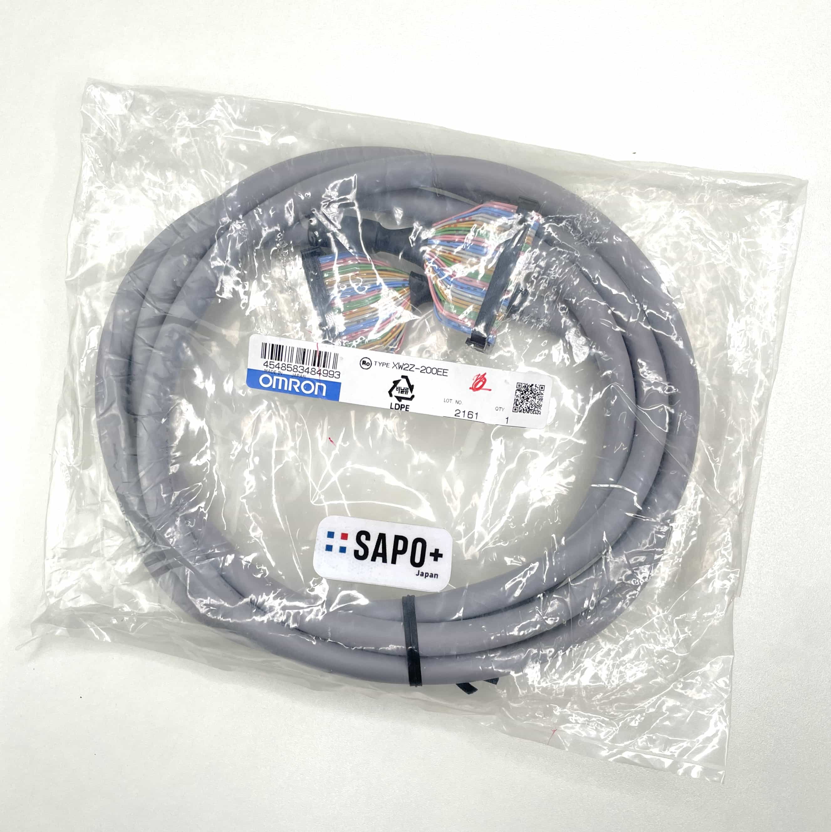 XW2Z-200EE コネクタ端子台変換ユニット用接続ケーブル オムロン