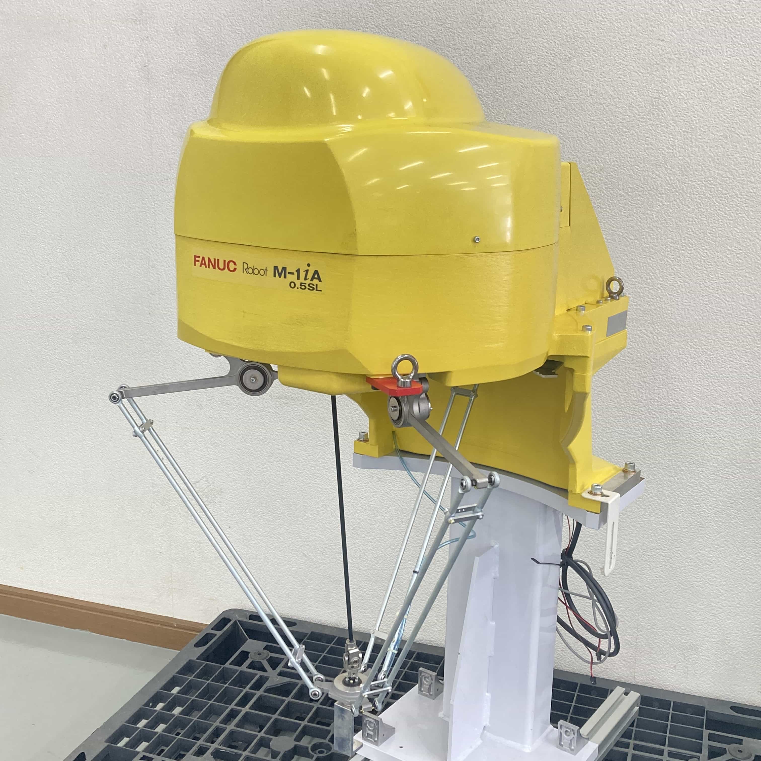 M-1iA 0.5SL 2016年 2月製 産業用 ゲンコツロボット FANUC