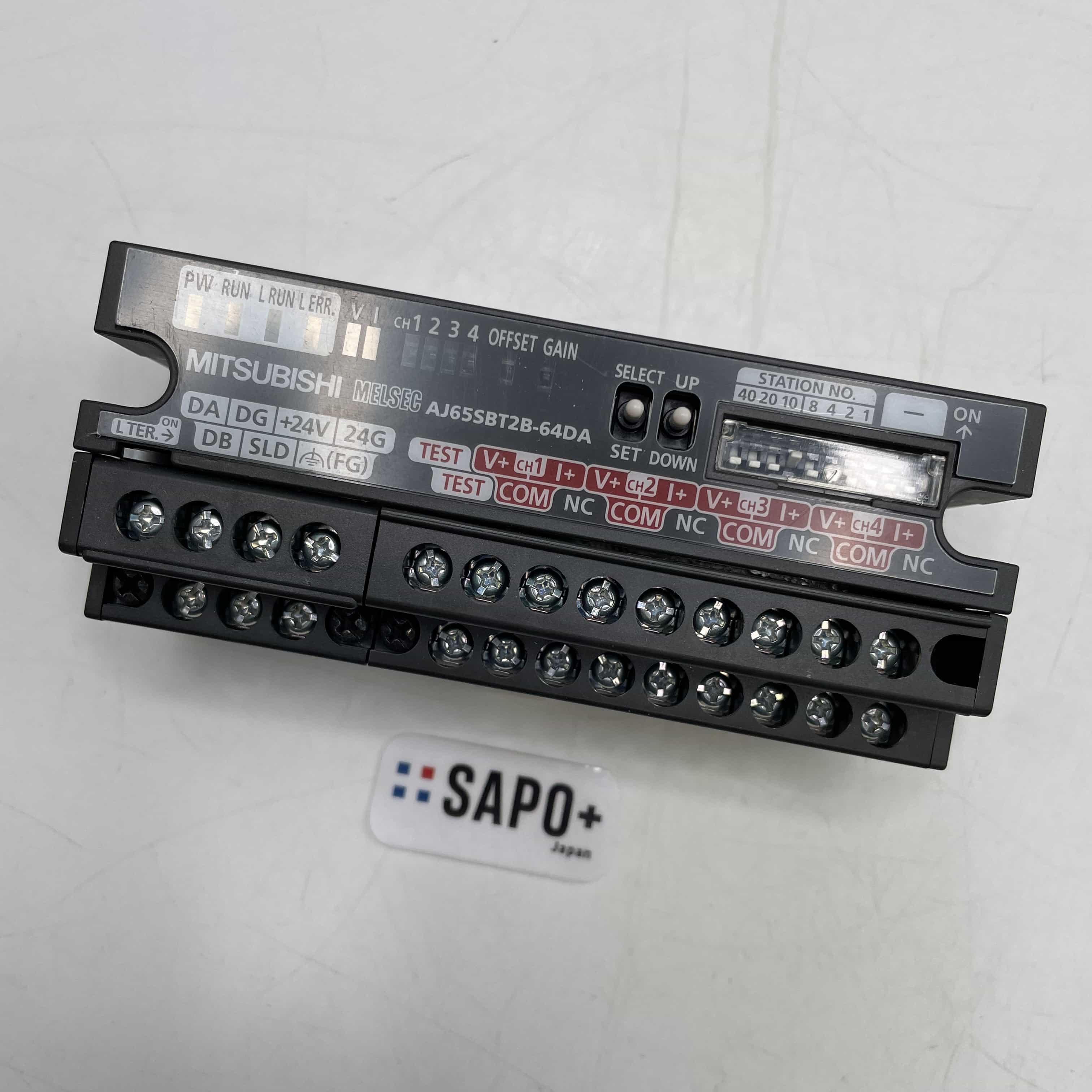 AJ65SBT2B-64DA 2013年製 リモートI/Oアナログ出力ユニット 三菱電機