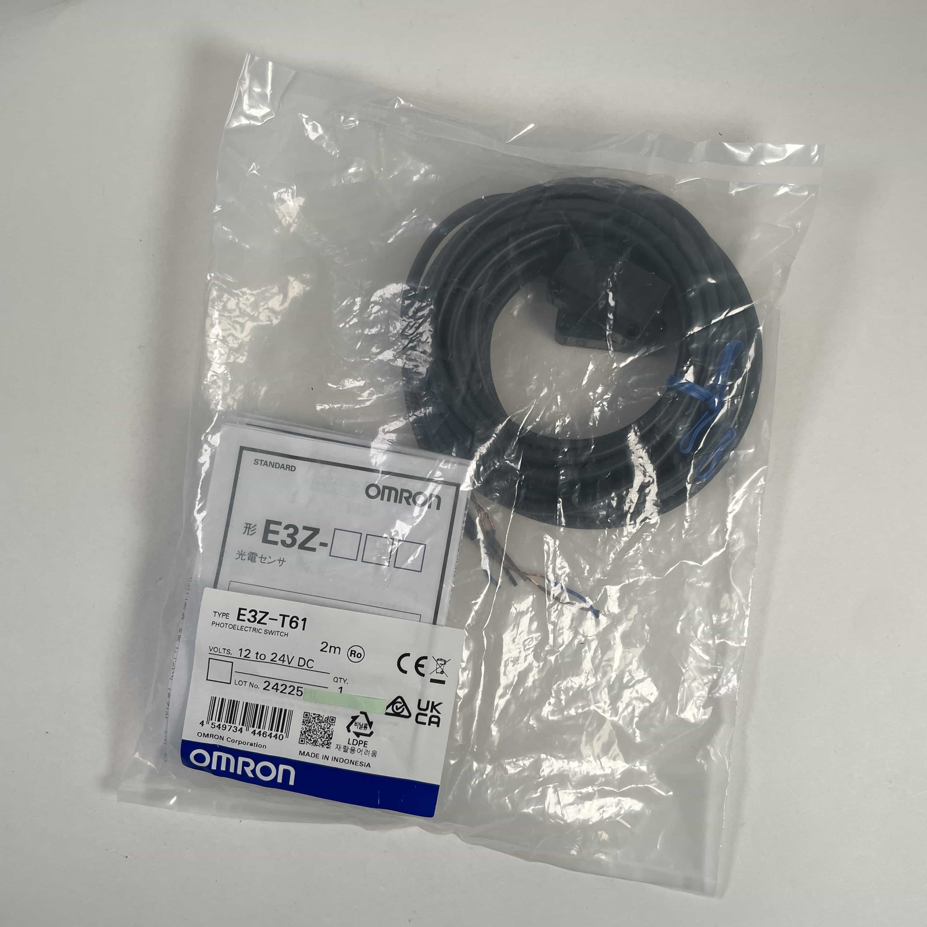 E3Z-T61 2m 光電センサ オムロン