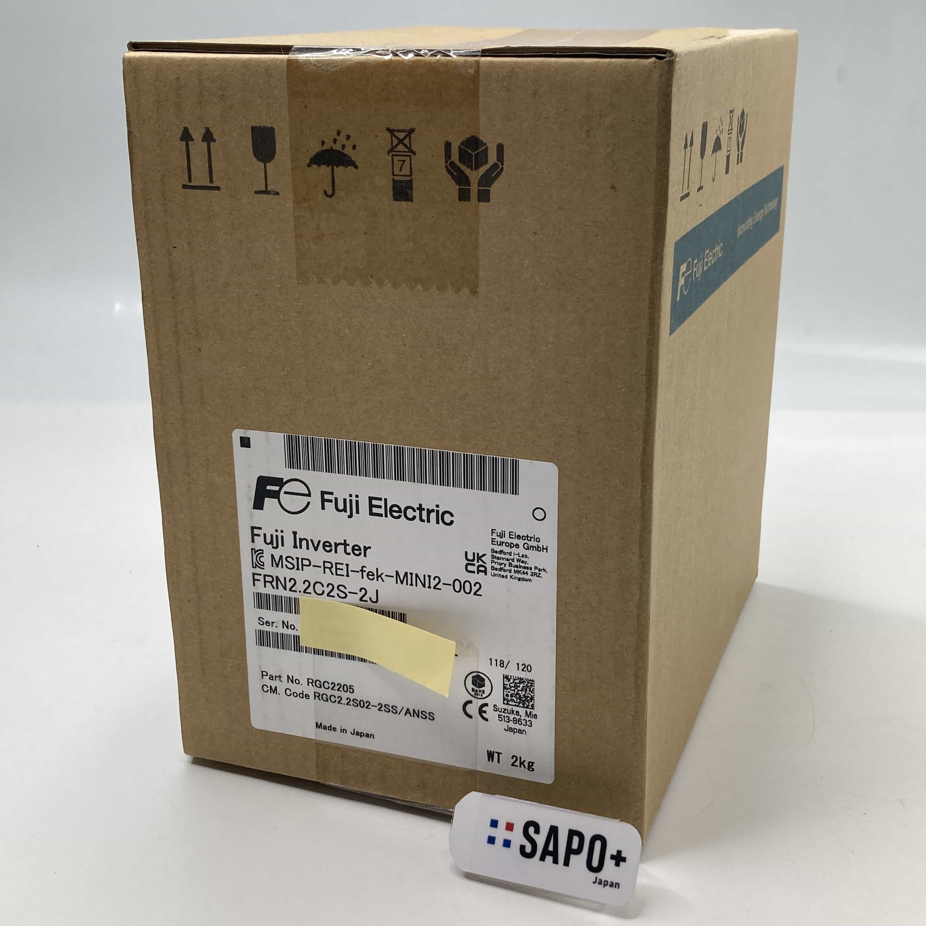 FRN2.2C2S-2J  外箱ダメージ有 インバータ 富士電機