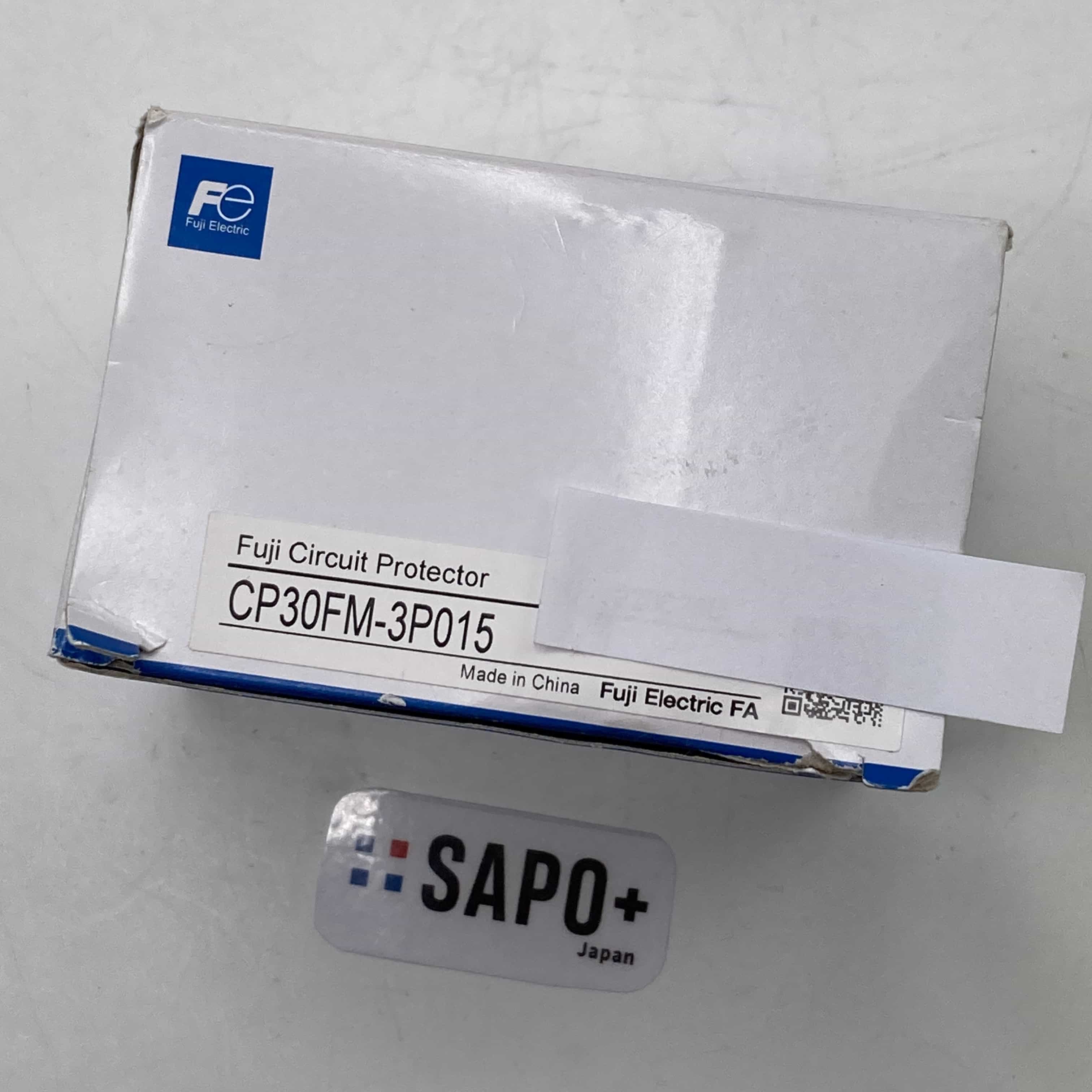 CP30FM-3P015  外箱ダメージ有 ブレーカ 富士電機