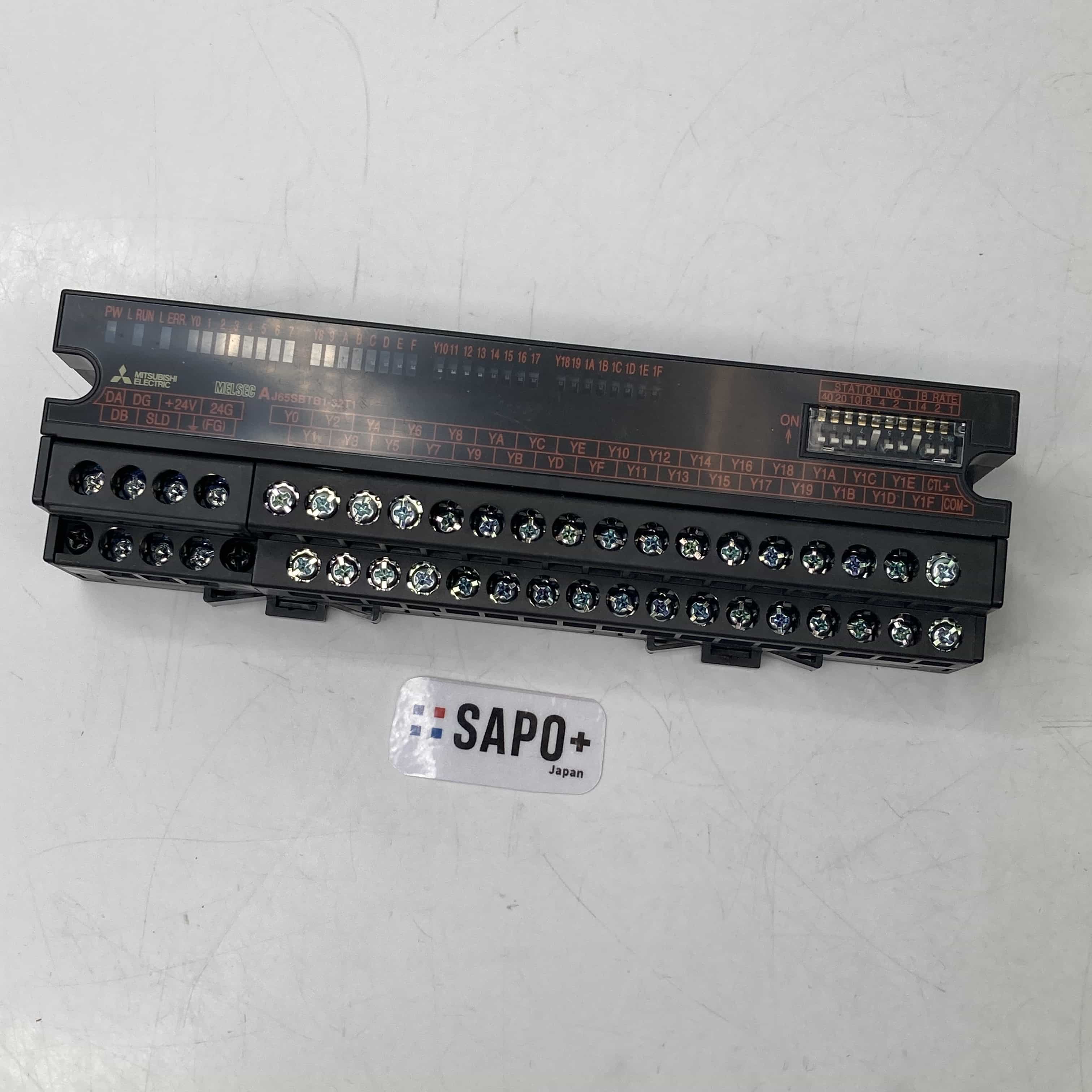 AJ65SBTB1-32T1 2022年製 CC-Link小形リモートI/Oユニット（トランジスタ出力） 三菱電機