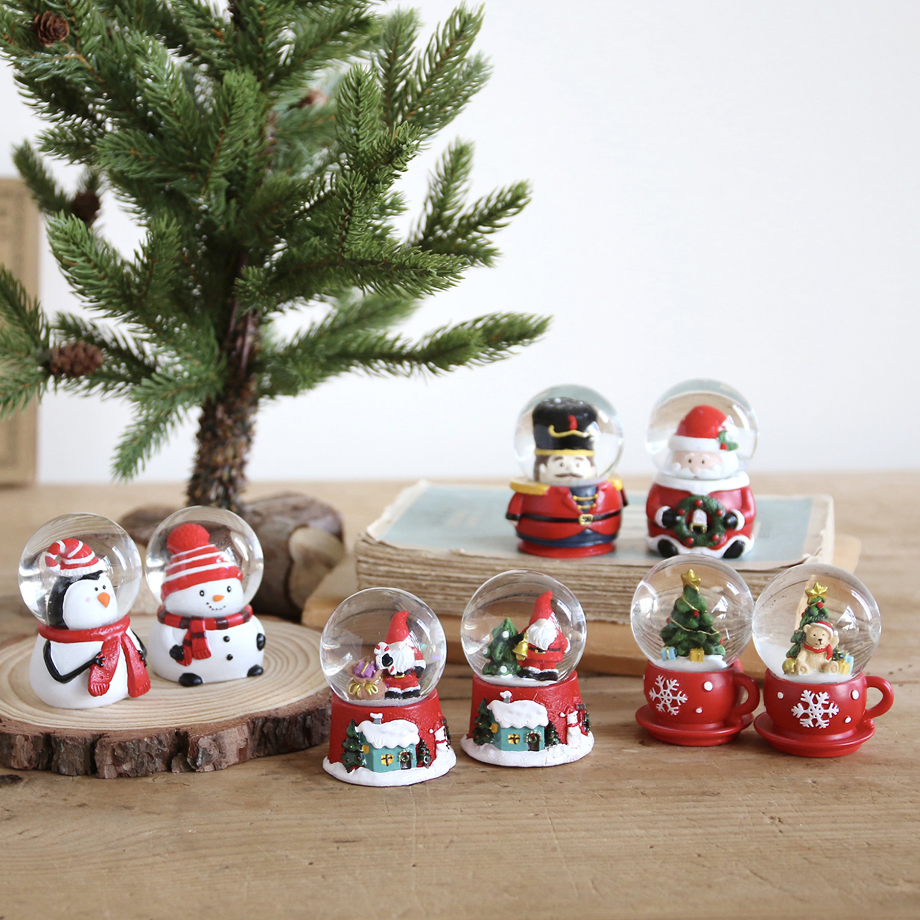 XMAS　P．１６　ミニスノードーム