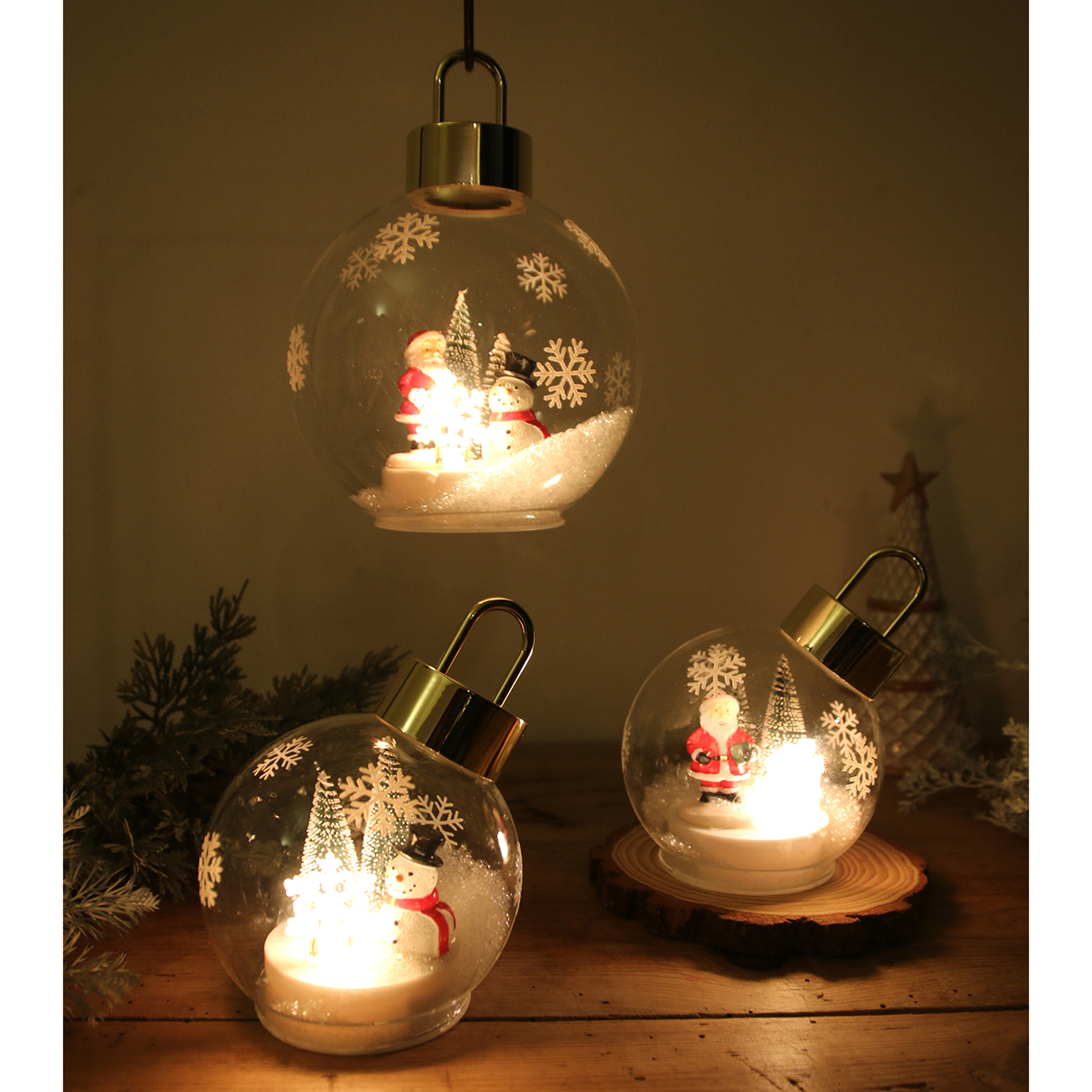 XMAS　P．１８　スノーボール