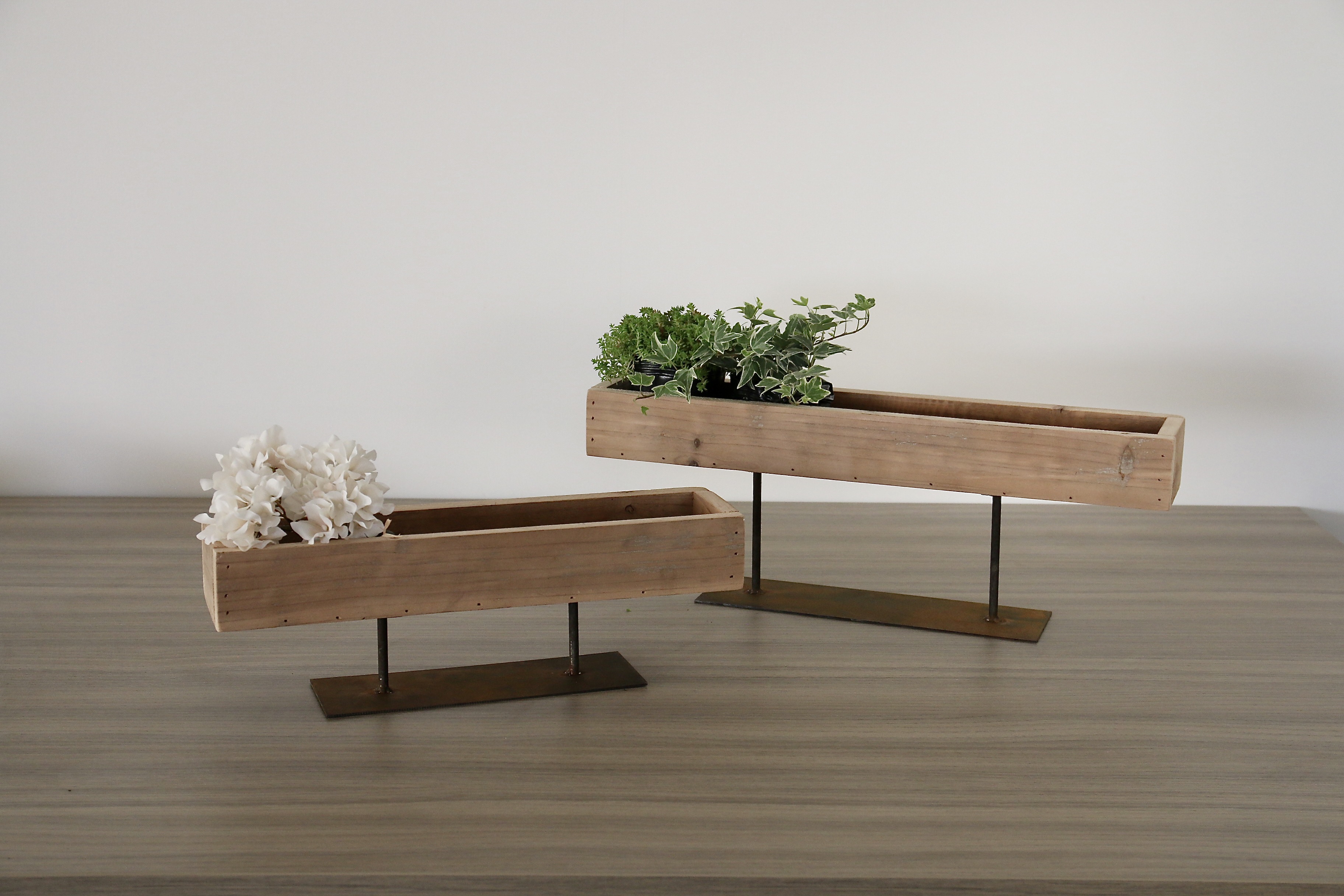 P．３９　アイアンスタンドウッディトレイ