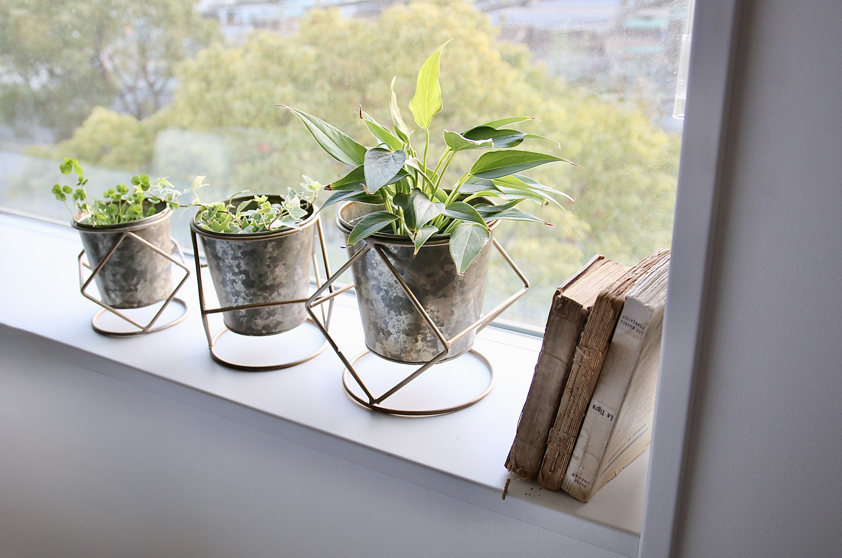 P．７８　ブリキポットスタンド付き