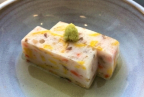 黄菊ときのこの彩り新丈