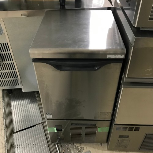 製氷機 25kg 大和冷機 DRI-25LME 幅398×奥行450×高さ800 【名古屋千種店在庫】