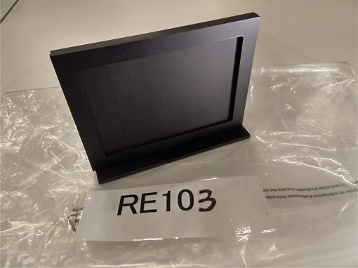 MY V XP QRコードフレーム – 黒 スタンド付き