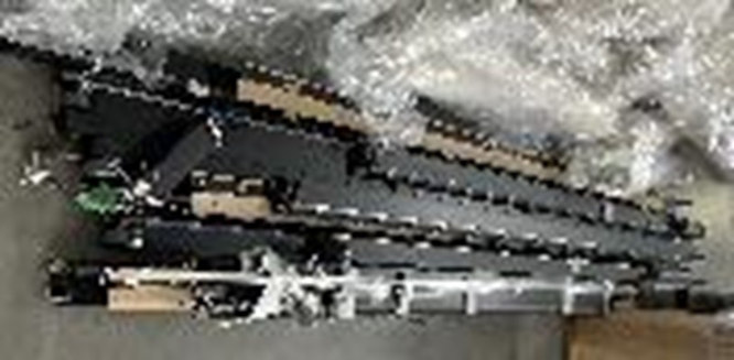 LED Light Frame for Inside of the Ginza Six Window / ウィンドウ内照明4方フレーム