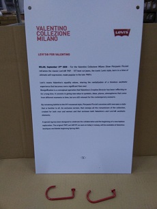 LEVI'S ロゴ入りプレート