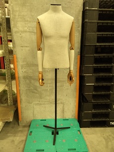 UOMOトルソー　MAN BUST Black metal details ※OUTLET用(FM-3-050HEADなしベース違い）