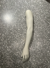 Uomoマネキン左腕(IVORY塗装)